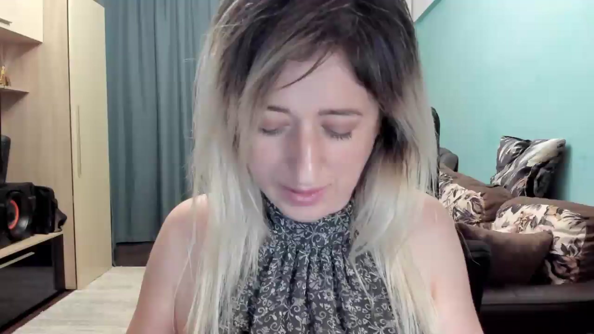 Gallery image thumbnail from SweetDelia_'s myfreecams stream on, 06/10/2026, 01:32 image 10 of 20