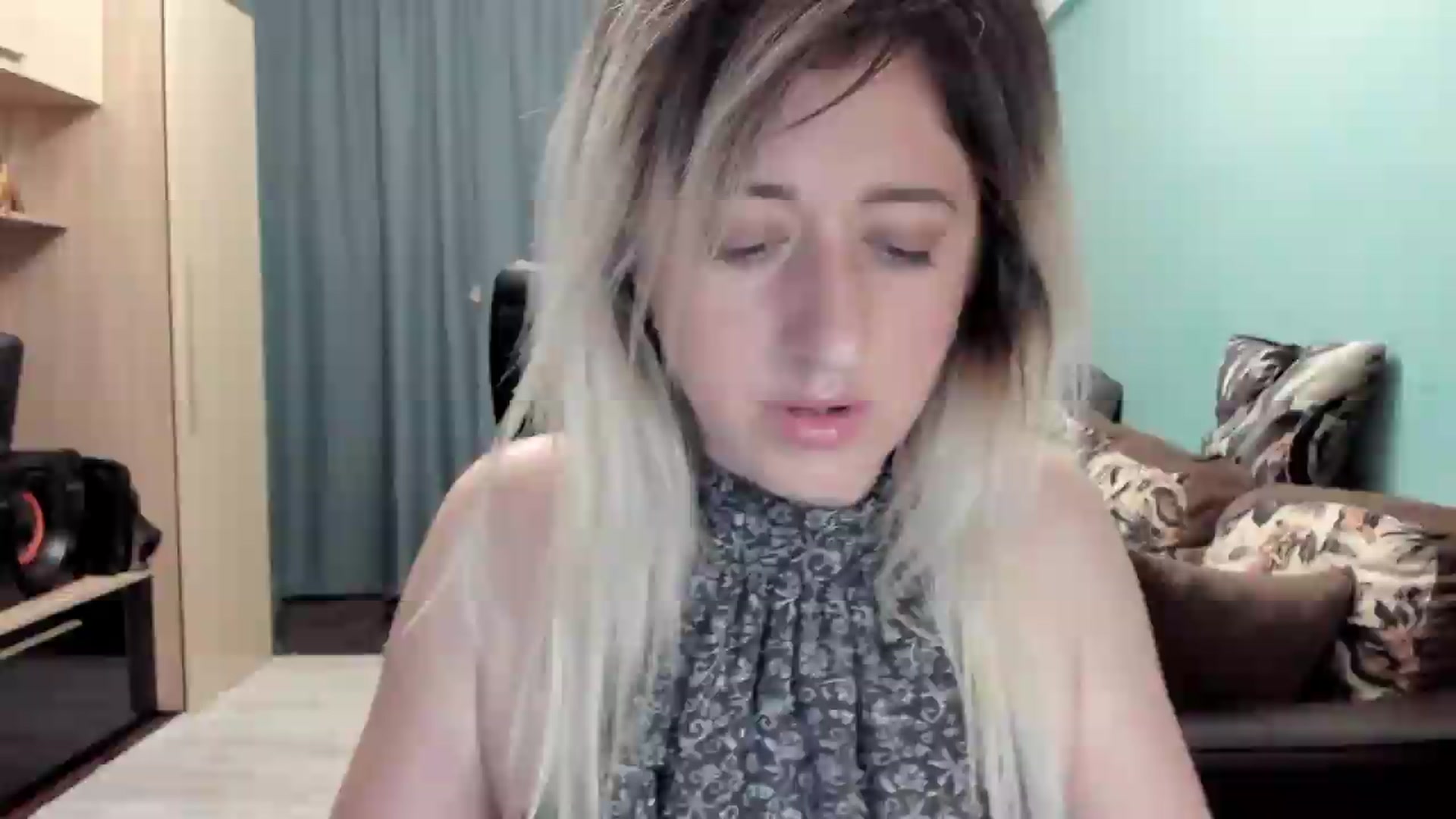 Gallery image thumbnail from SweetDelia_'s myfreecams stream on, 06/10/2026, 01:32 image 7 of 20