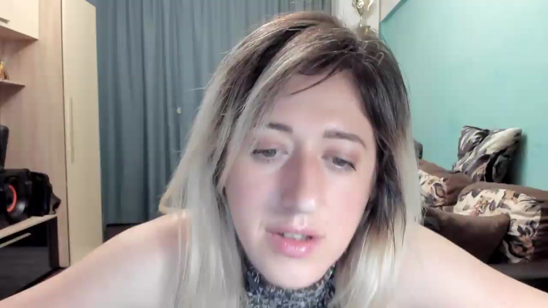 Gallery image thumbnail from SweetDelia_'s myfreecams stream on, 06/10/2026, 01:32 image 3 of 20