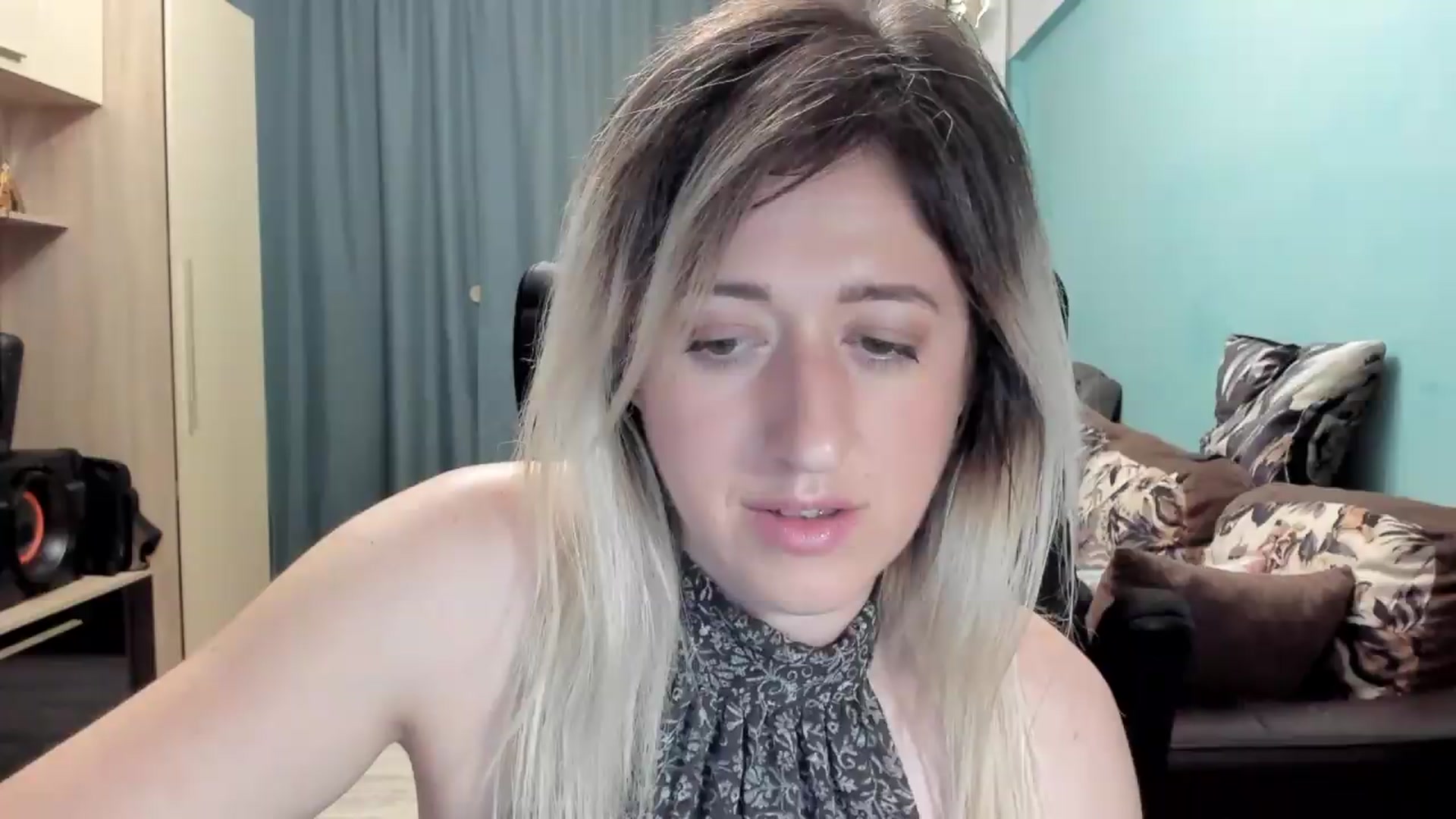 Gallery image thumbnail from SweetDelia_'s myfreecams stream on, 06/10/2026, 01:32 image 16 of 20