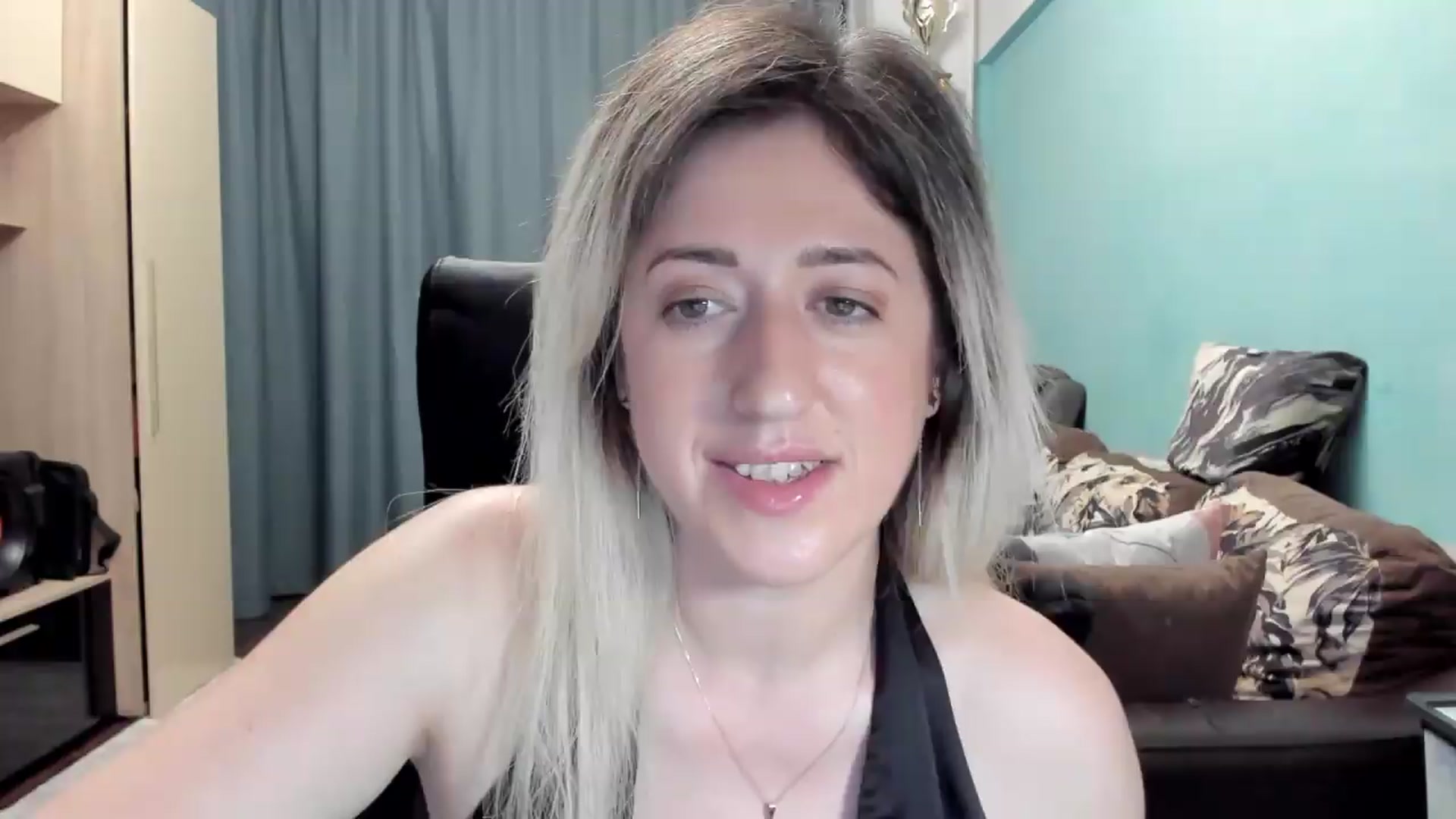 Gallery image thumbnail from SweetDelia_'s myfreecams stream on, 06/12/2026, 01:52 image 10 of 20