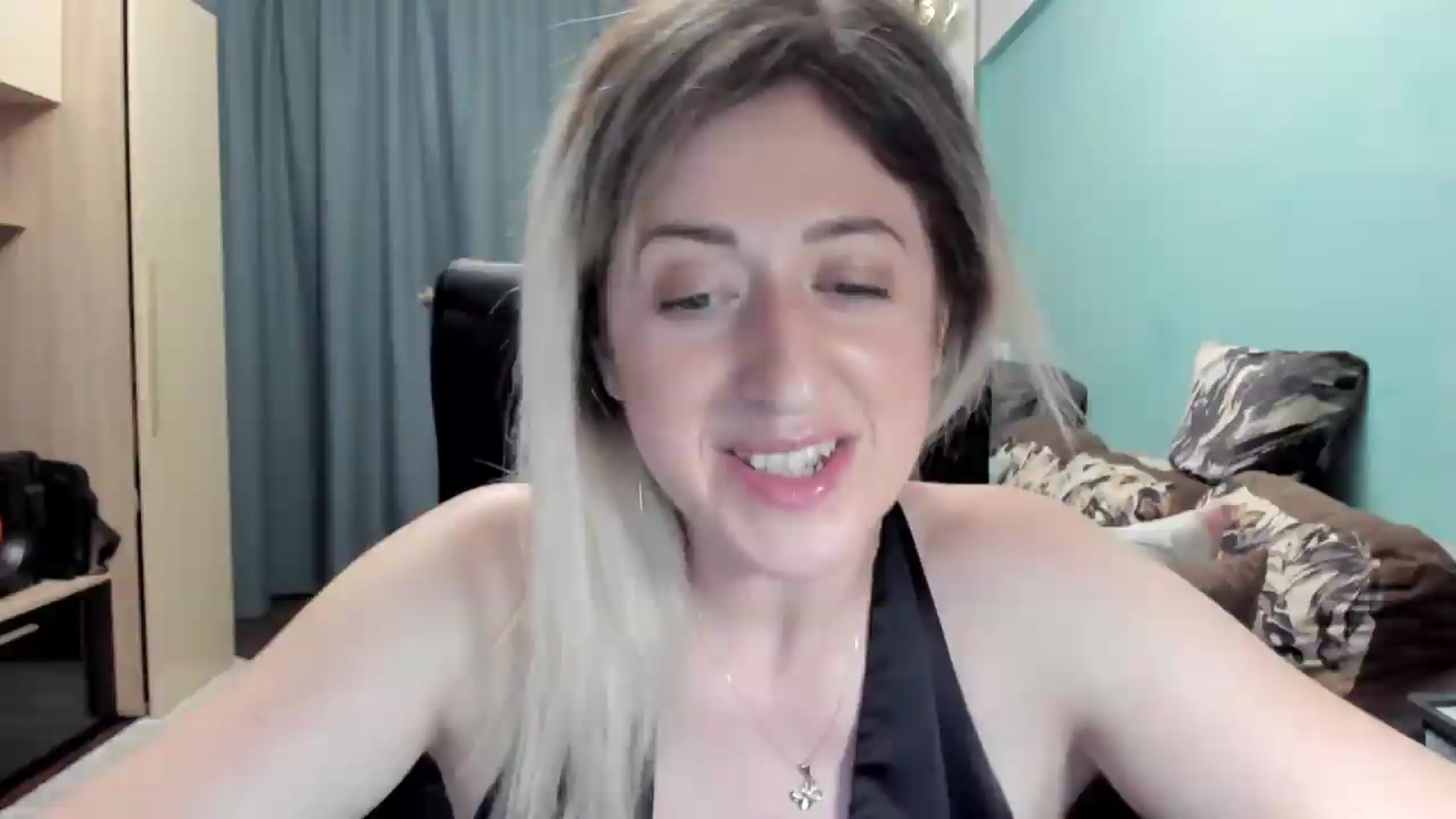 Gallery image thumbnail from SweetDelia_'s myfreecams stream on, 06/12/2026, 01:52 image 4 of 20