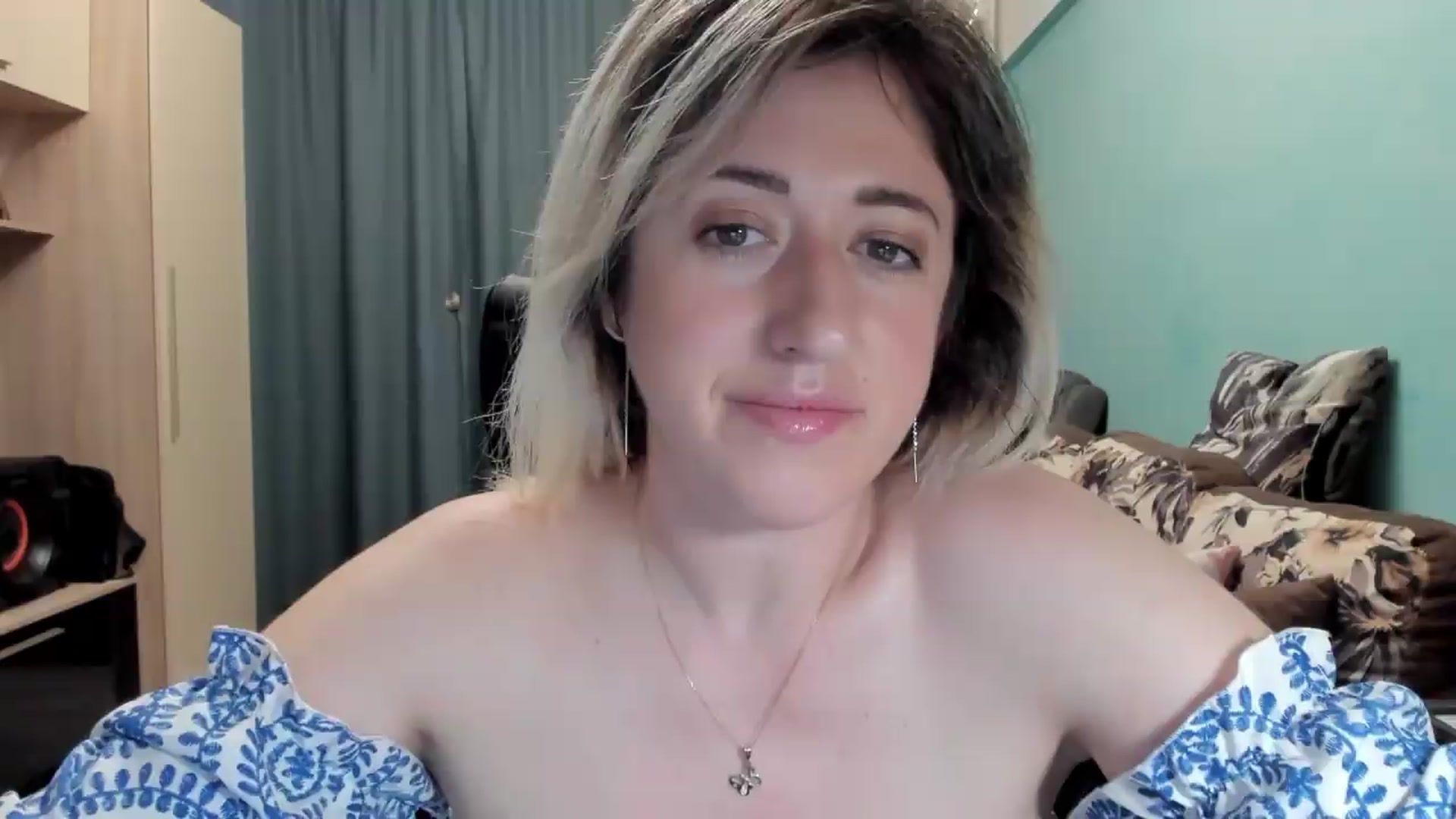 Gallery image thumbnail from SweetDelia_'s myfreecams stream on, 06/15/2026, 01:56 image 3 of 20