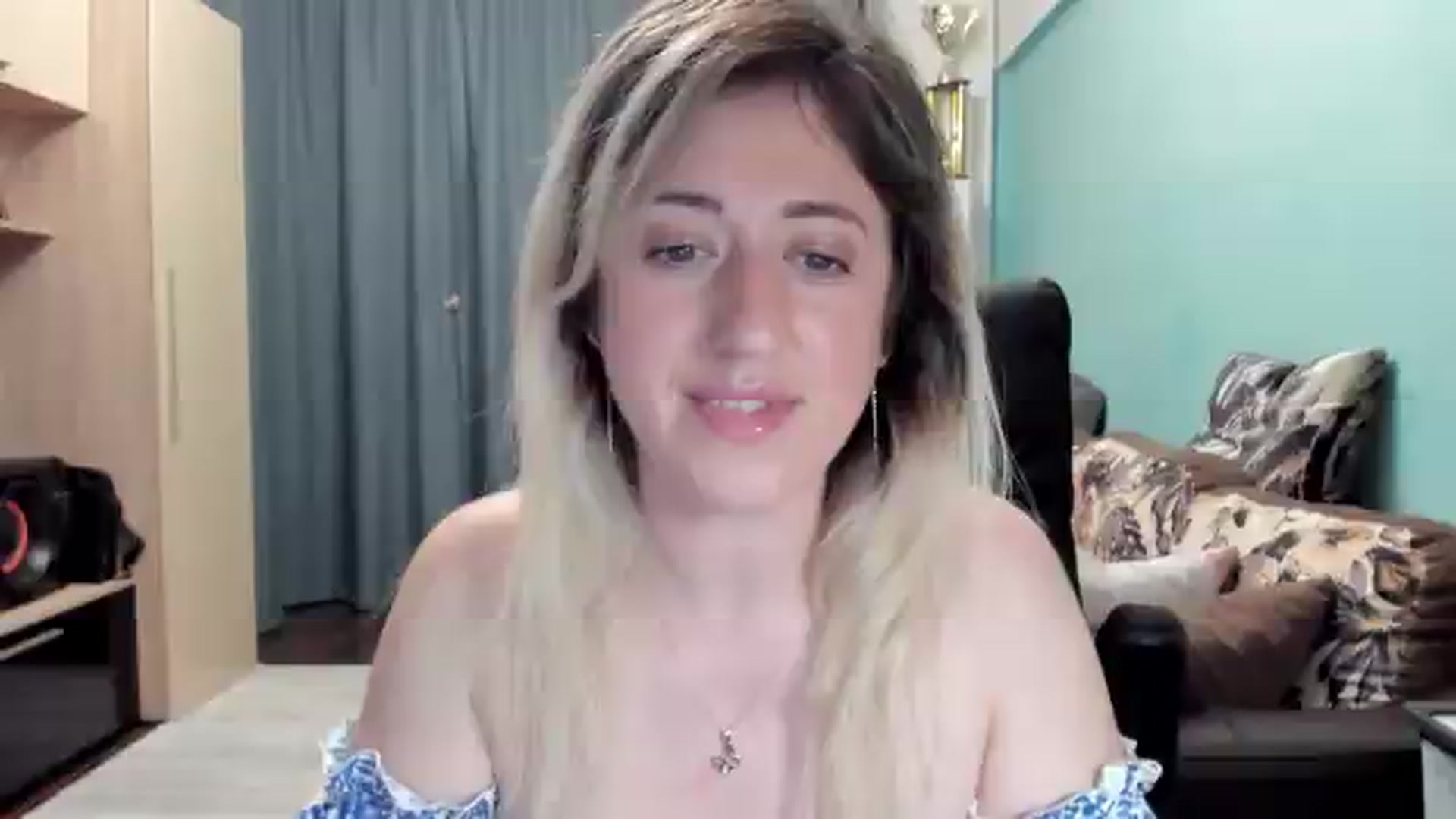 Gallery image thumbnail from SweetDelia_'s myfreecams stream on, 06/15/2026, 01:56 image 15 of 20