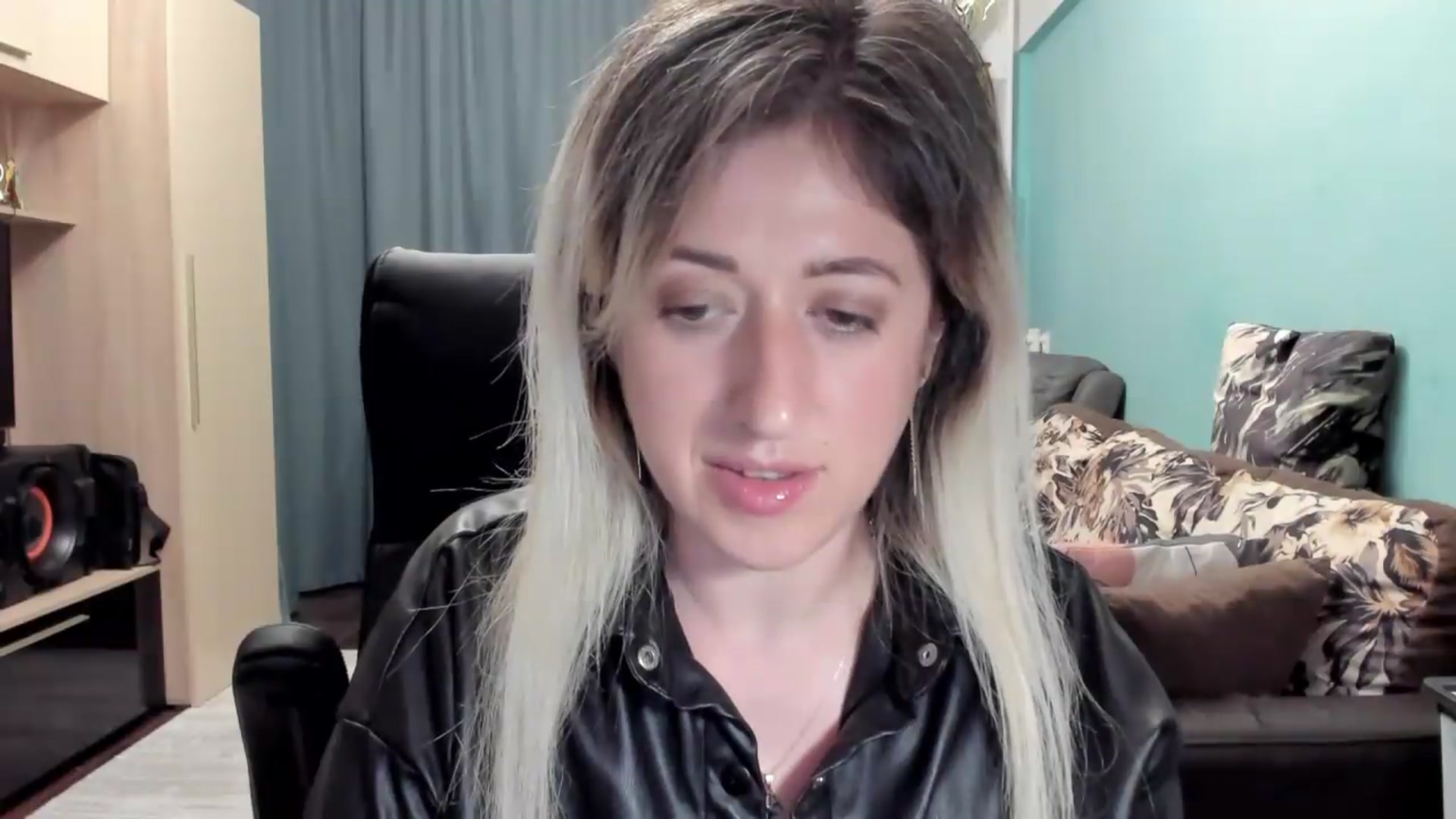 Gallery image thumbnail from SweetDelia_'s myfreecams stream on, 06/20/2026, 24:56 image 16 of 20
