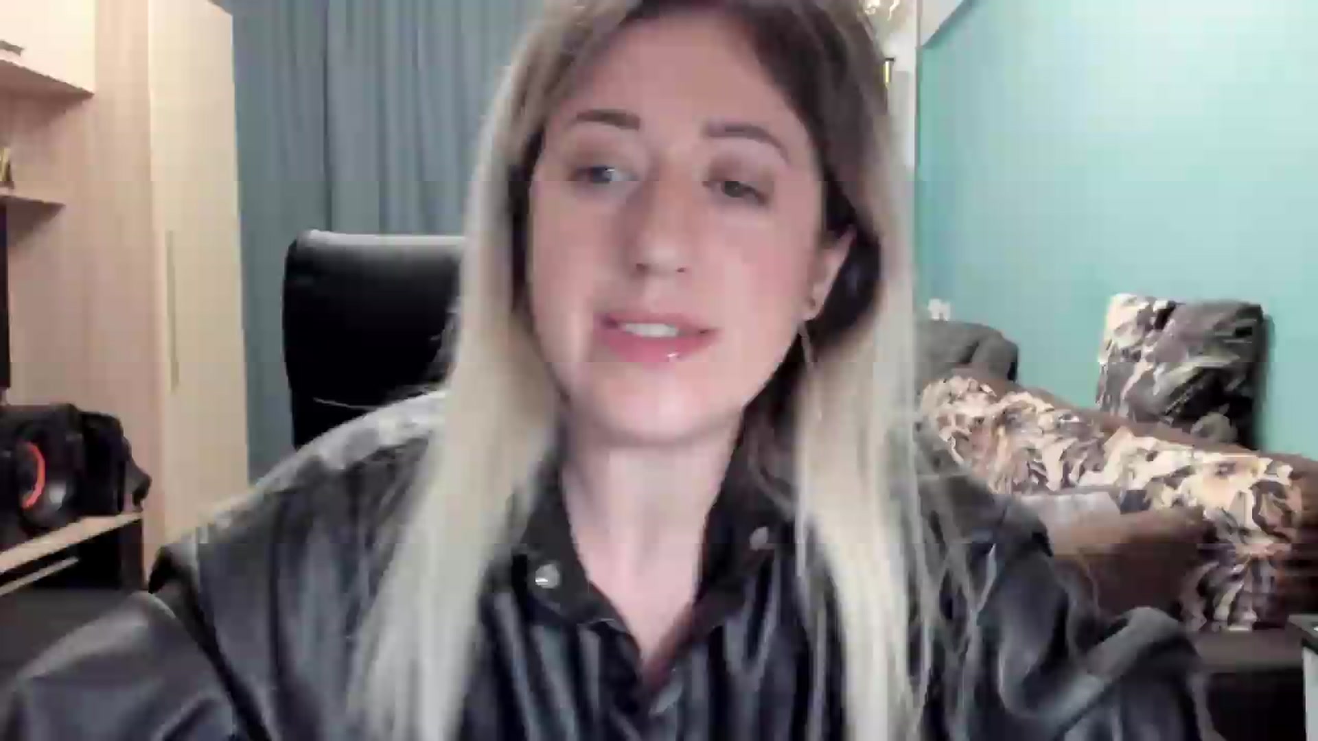 Gallery image thumbnail from SweetDelia_'s myfreecams stream on, 06/20/2026, 24:56 image 3 of 20