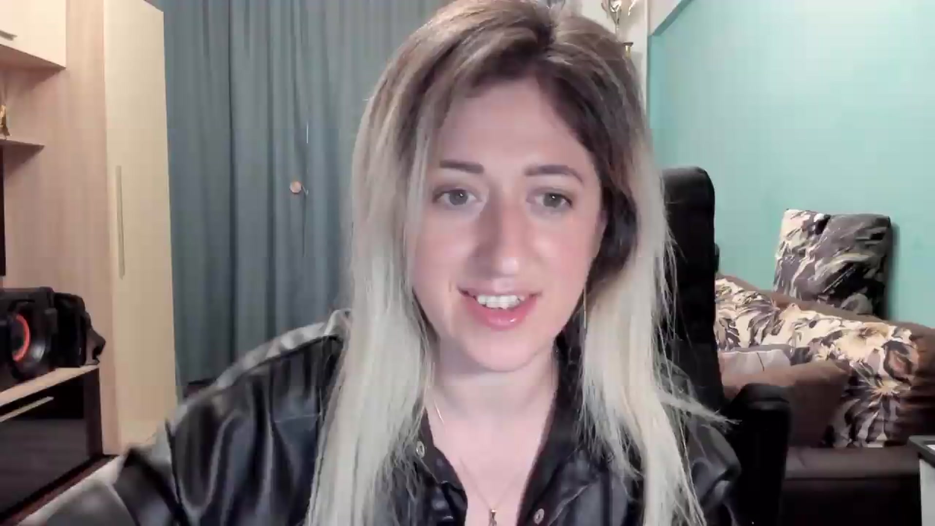 Gallery image thumbnail from SweetDelia_'s myfreecams stream on, 06/20/2026, 02:40 image 17 of 20