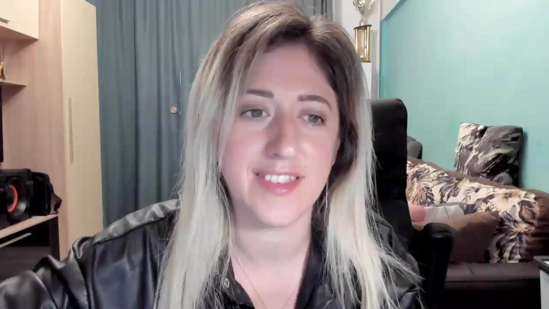 Gallery image thumbnail from SweetDelia_'s myfreecams stream on, 06/20/2026, 02:40 image 18 of 20