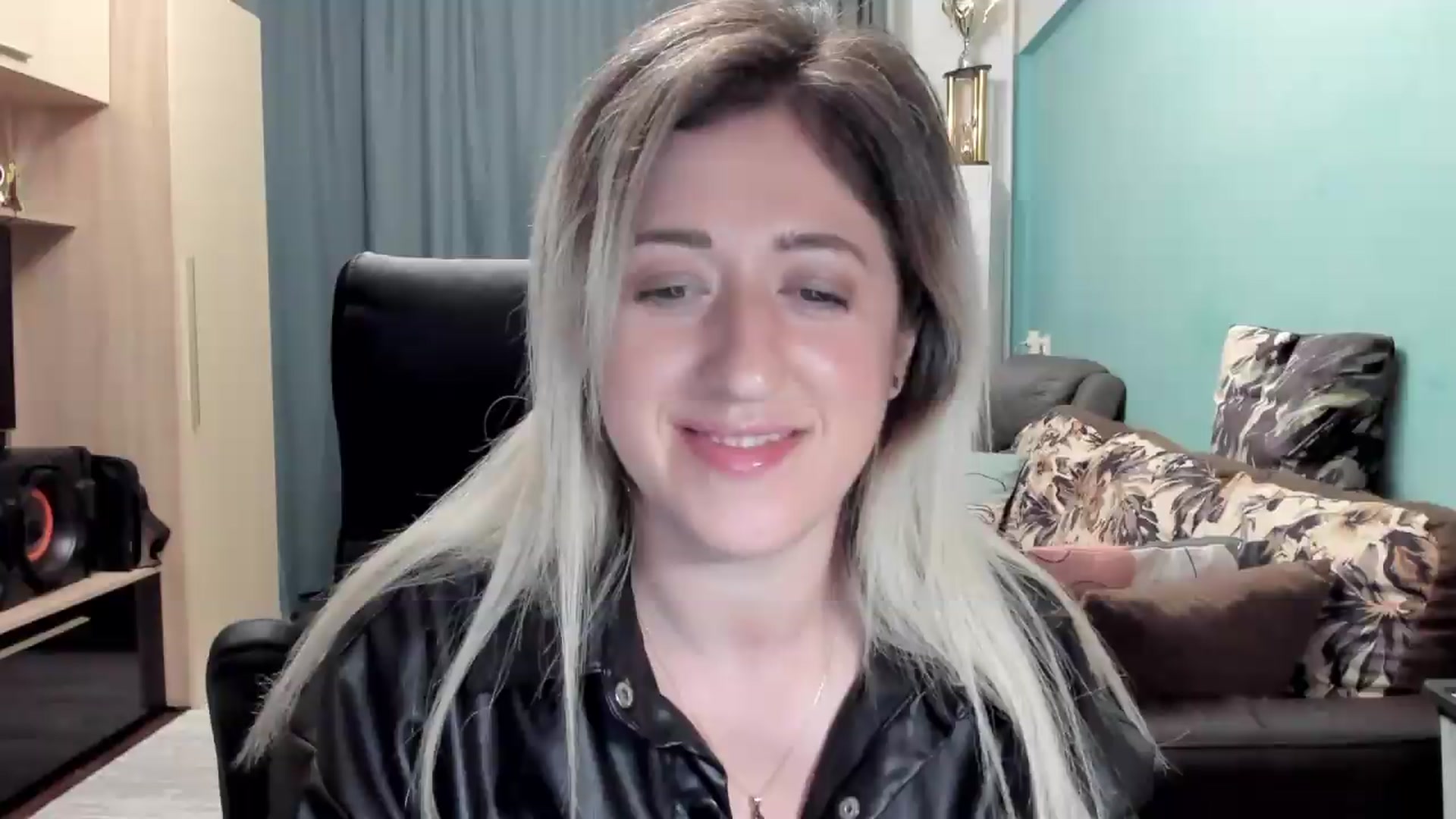 Gallery image thumbnail from SweetDelia_'s myfreecams stream on, 06/20/2026, 02:40 image 5 of 20