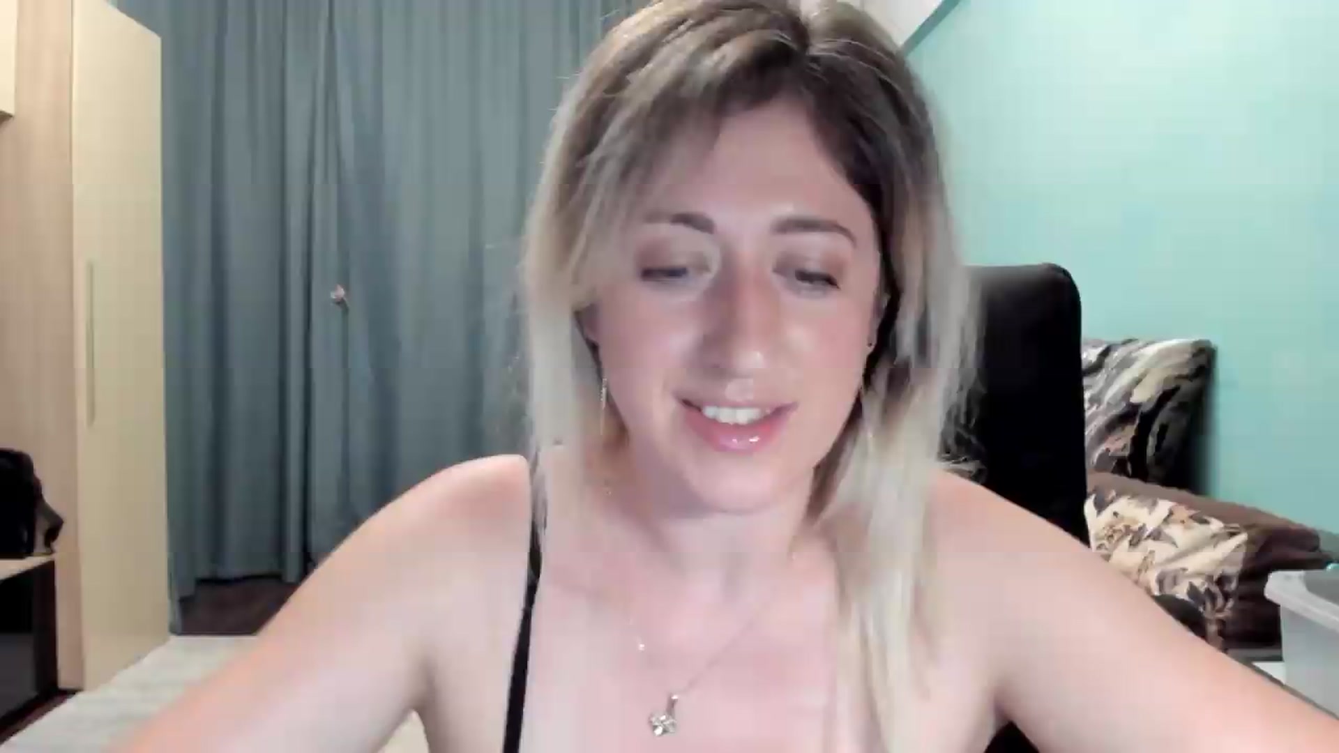 Gallery image thumbnail from SweetDelia_'s myfreecams stream on, 06/21/2026, 01:46 image 5 of 20