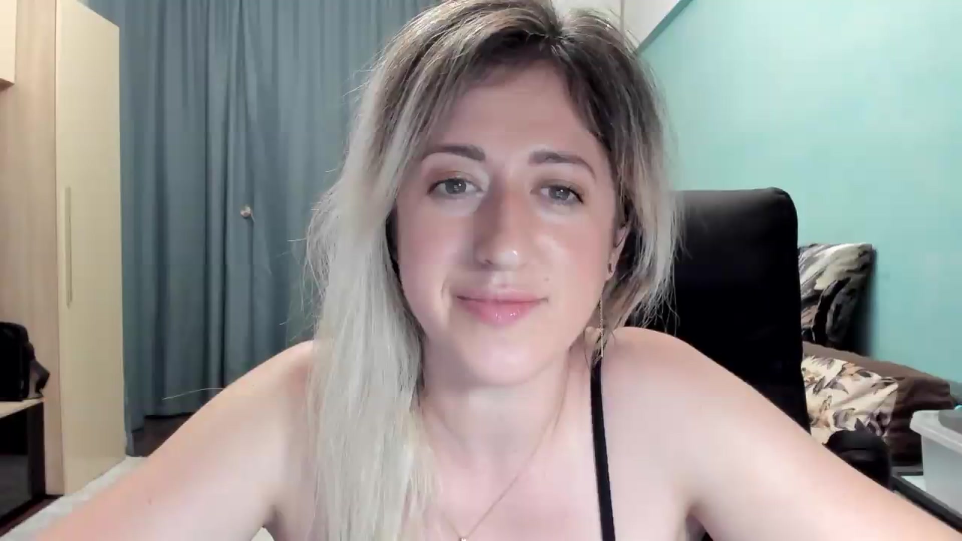Gallery image thumbnail from SweetDelia_'s myfreecams stream on, 06/21/2026, 01:46 image 19 of 20