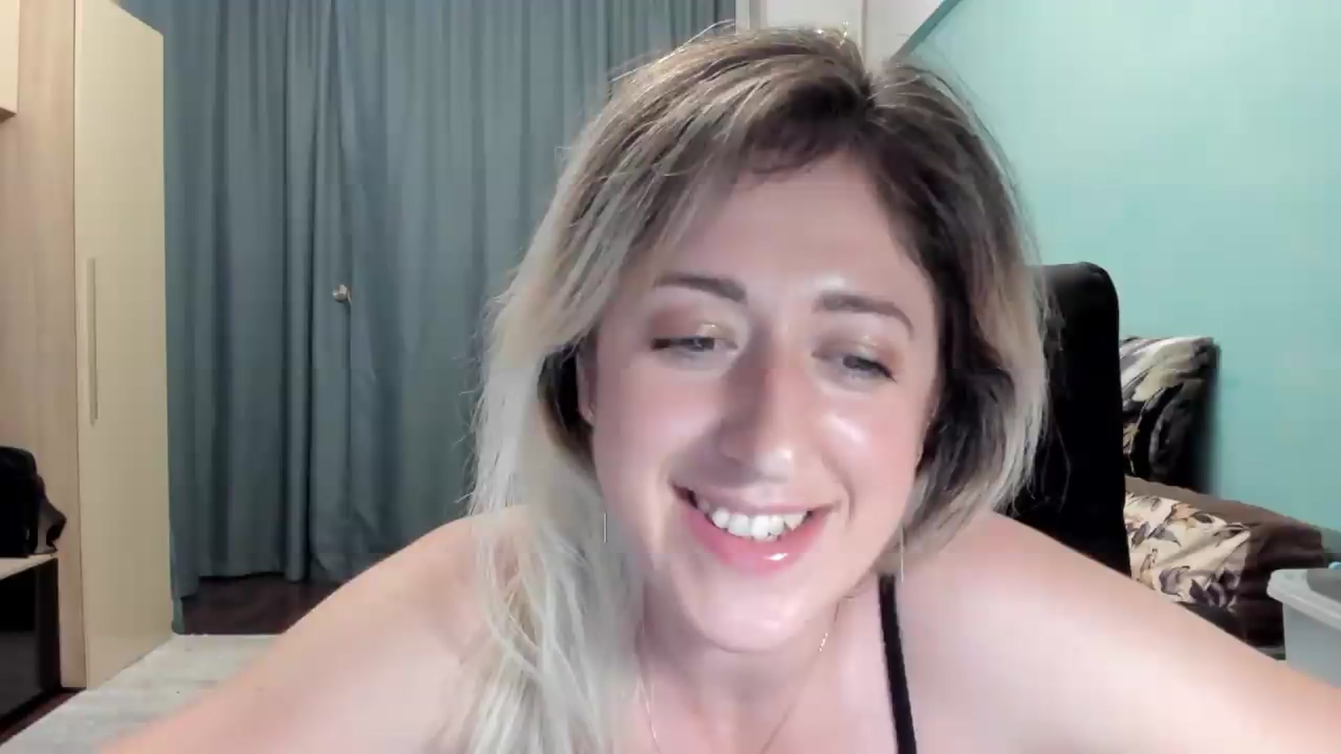 Gallery image thumbnail from SweetDelia_'s myfreecams stream on, 06/21/2026, 01:46 image 6 of 20