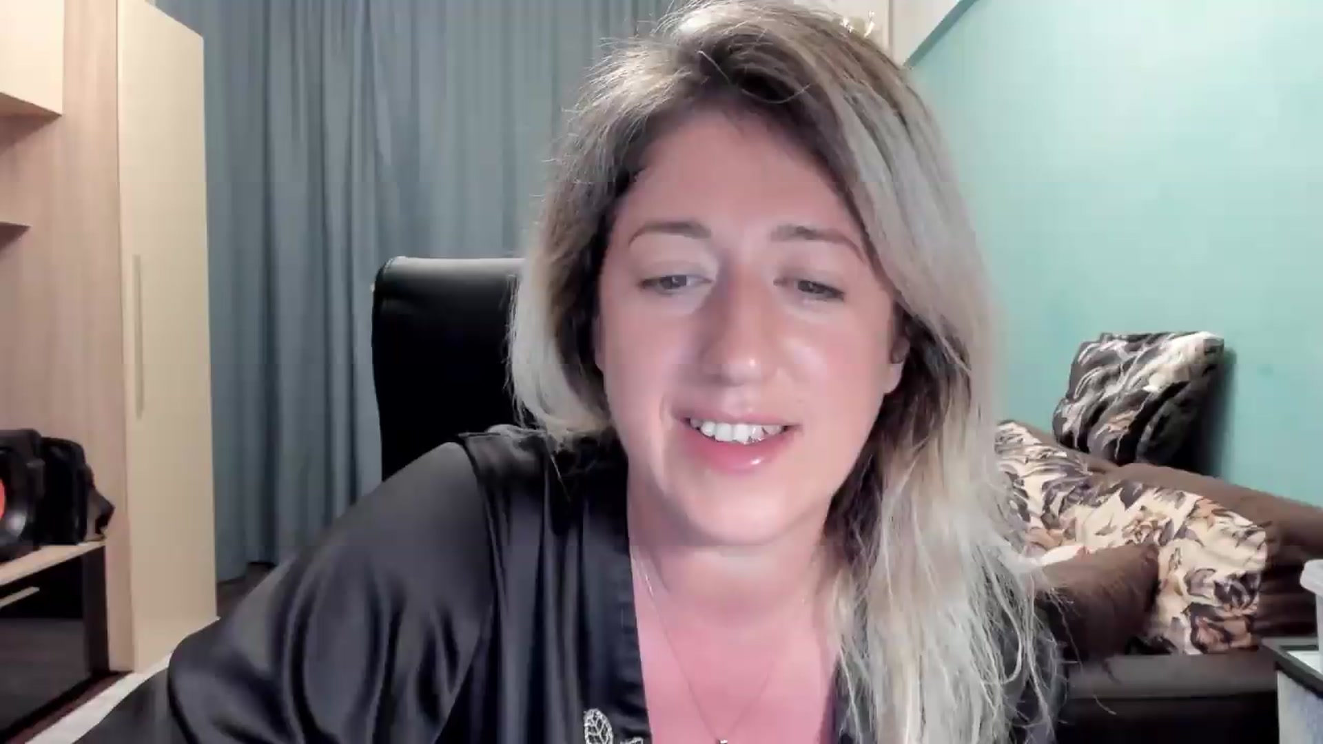 Gallery image thumbnail from SweetDelia_'s myfreecams stream on, 06/22/2026, 24:01 image 9 of 20