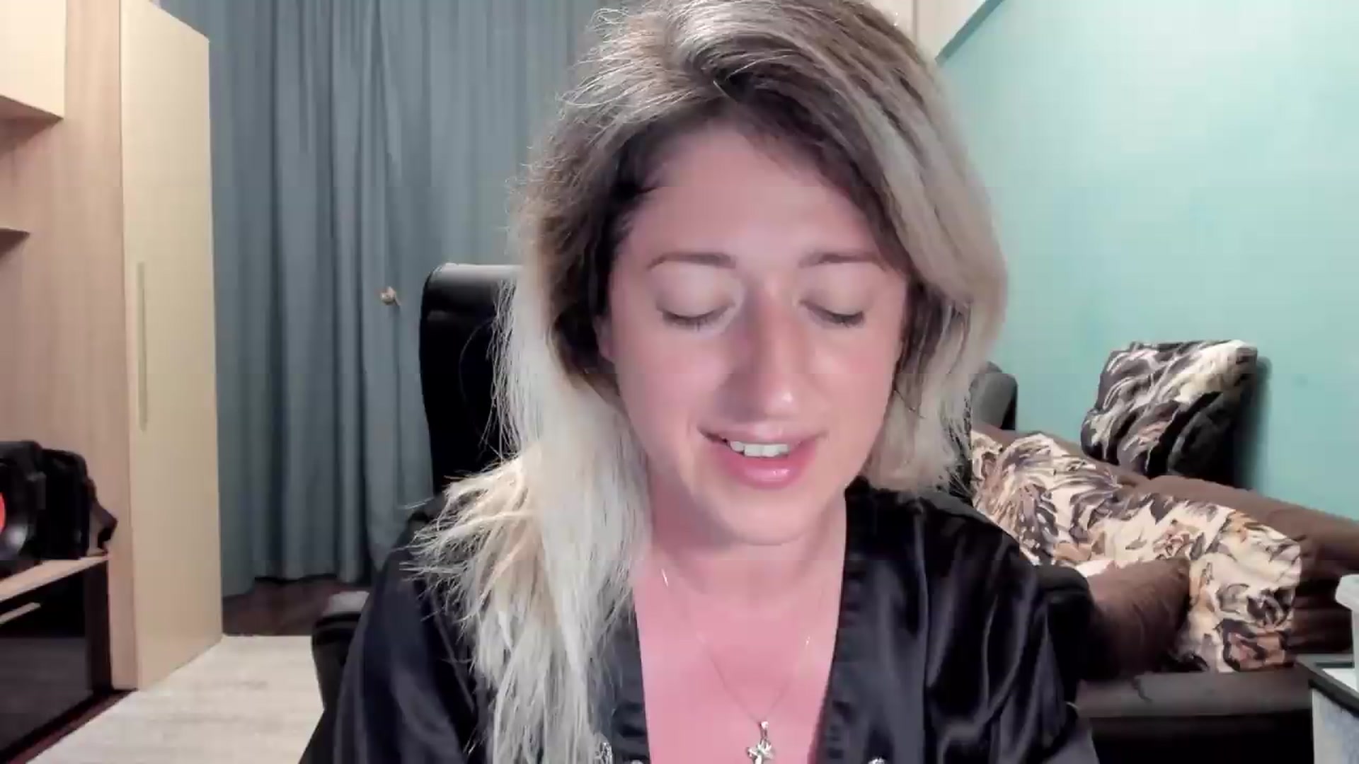 Gallery image thumbnail from SweetDelia_'s myfreecams stream on, 06/22/2026, 24:01 image 15 of 20
