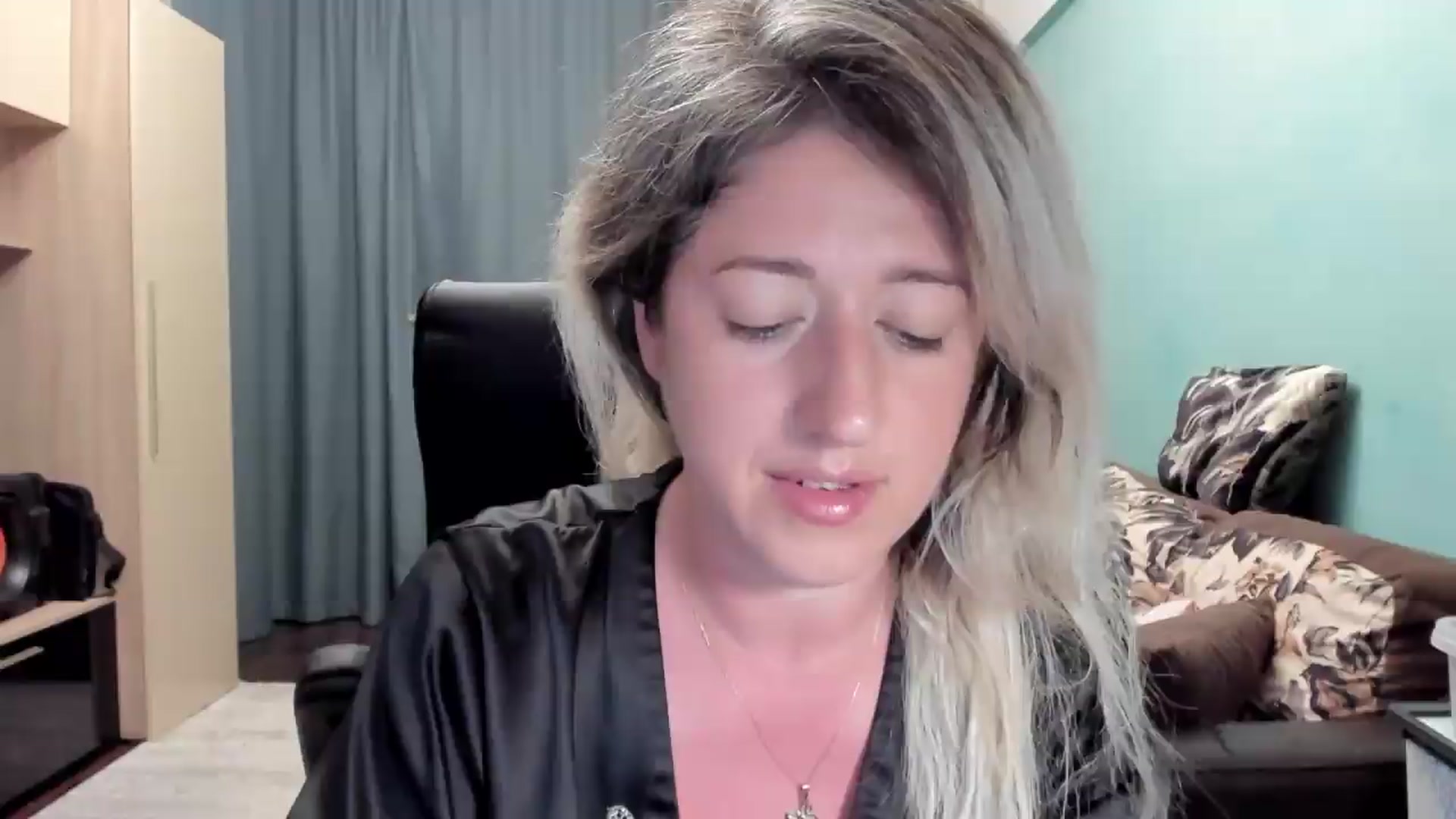 Gallery image thumbnail from SweetDelia_'s myfreecams stream on, 06/22/2026, 24:01 image 12 of 20