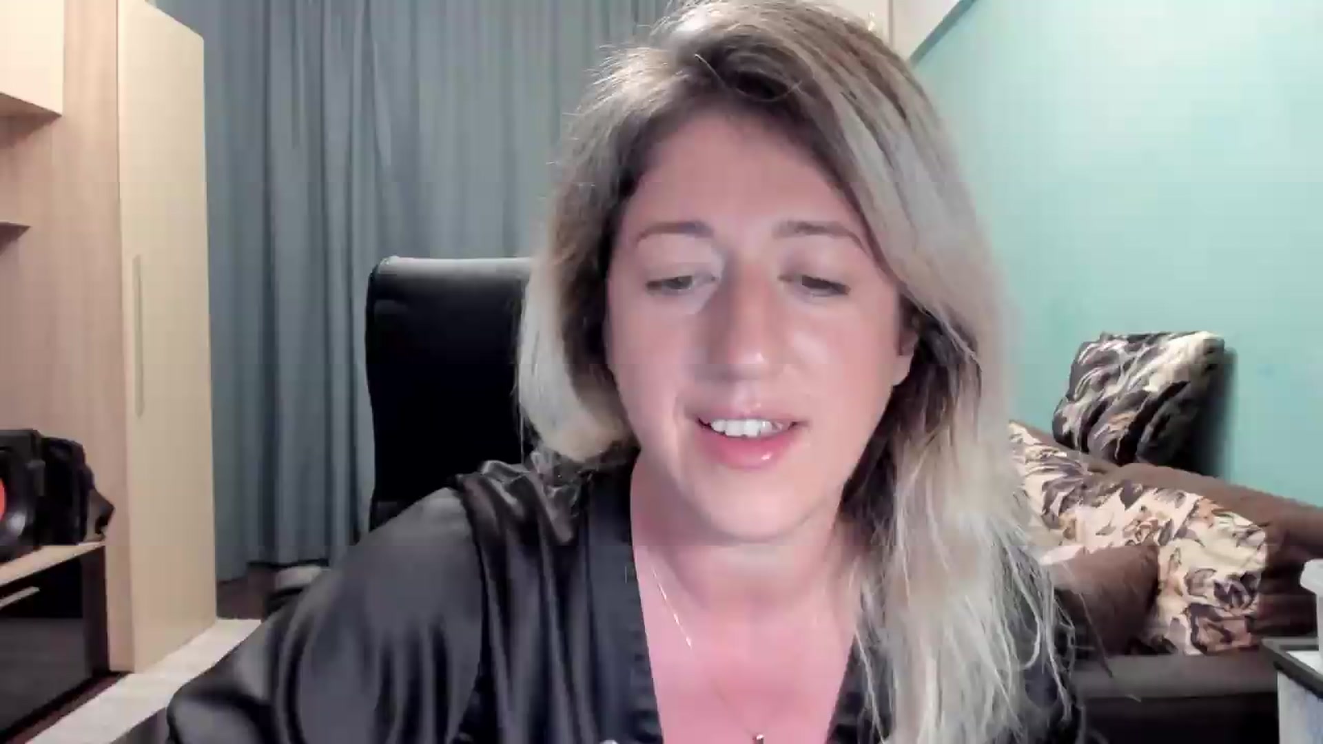 Gallery image thumbnail from SweetDelia_'s myfreecams stream on, 06/22/2026, 24:01 image 8 of 20