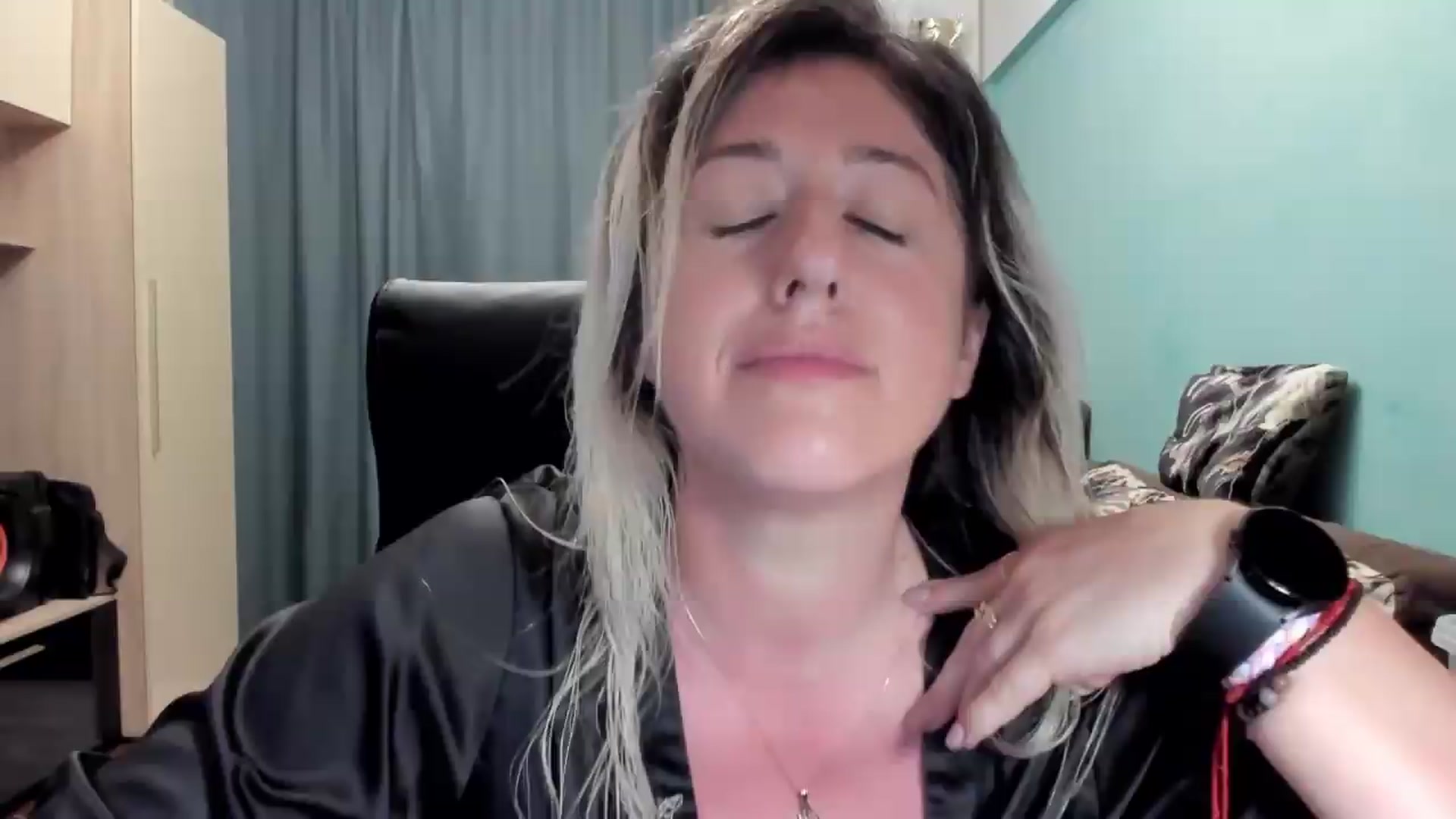 Gallery image thumbnail from SweetDelia_'s myfreecams stream on, 06/22/2026, 01:53 image 7 of 20