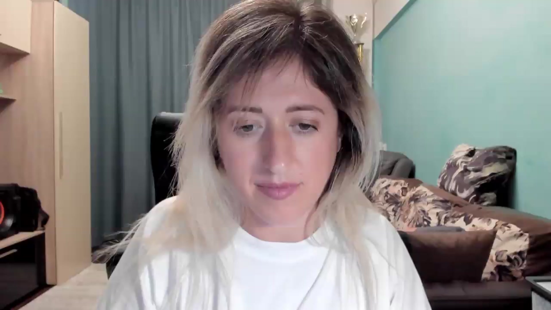 Gallery image thumbnail from SweetDelia_'s myfreecams stream on, 06/24/2026, 01:25 image 18 of 20