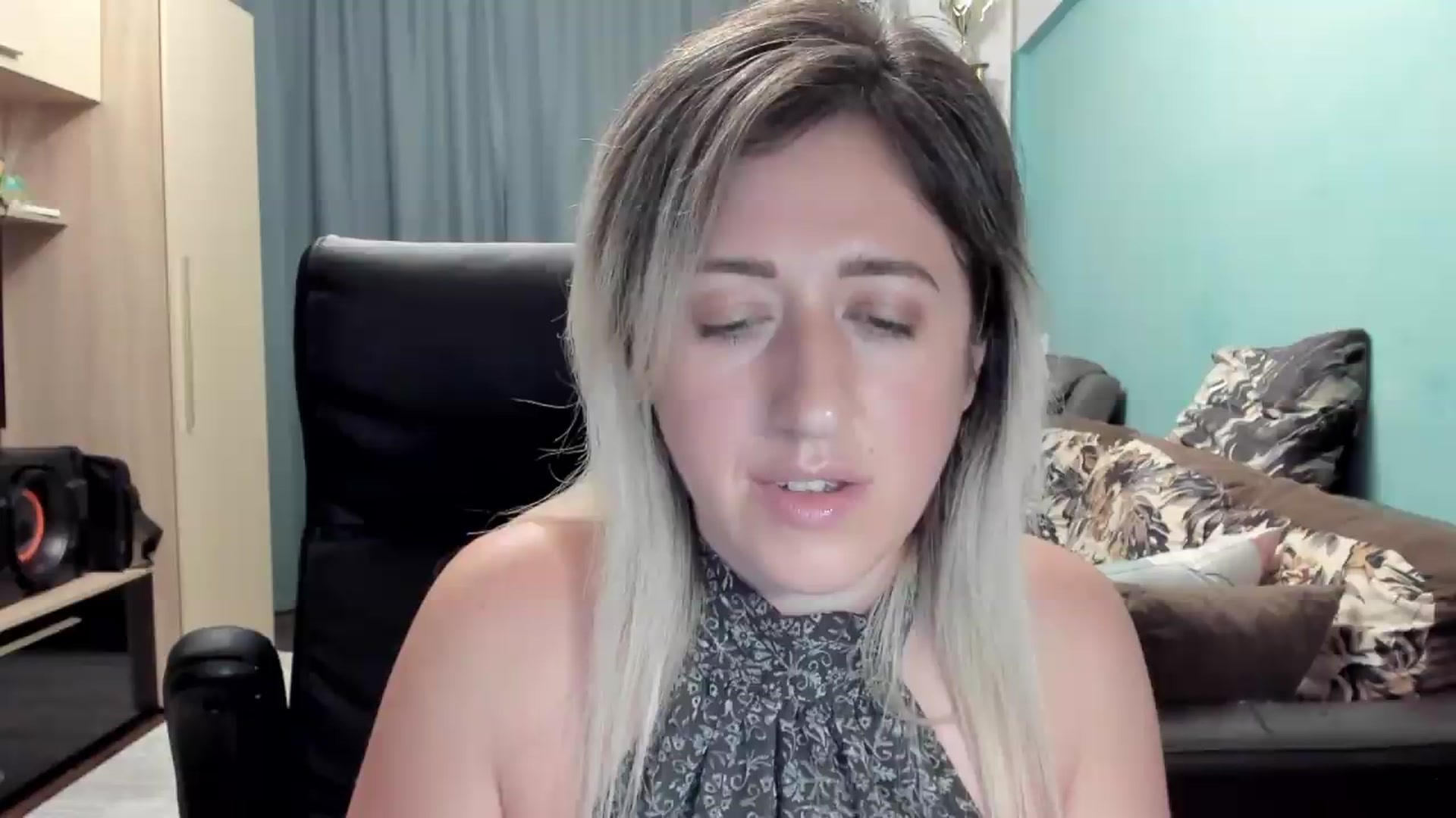 Gallery image thumbnail from SweetDelia_'s myfreecams stream on, 06/25/2026, 24:37 image 9 of 20