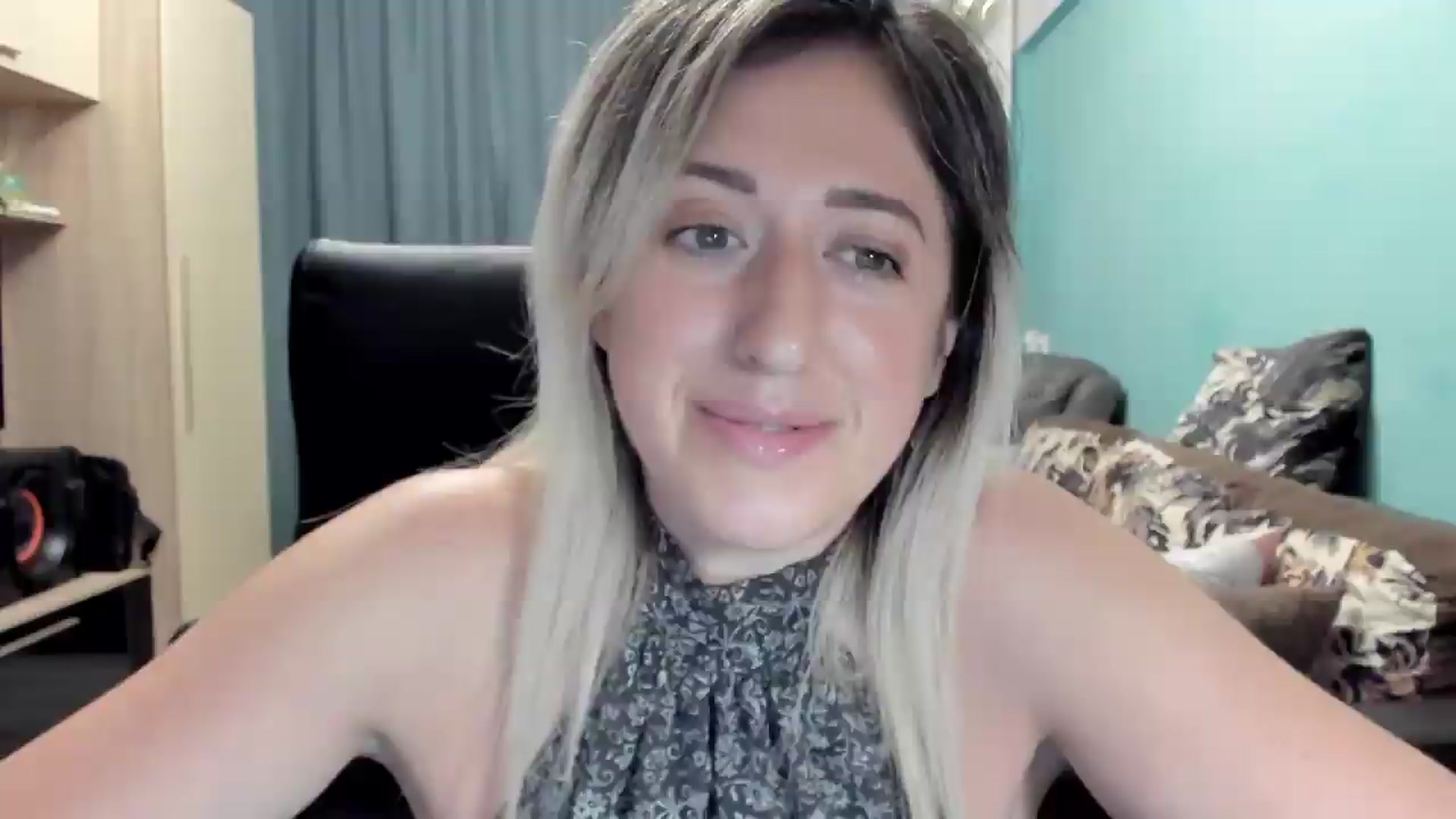 Gallery image thumbnail from SweetDelia_'s myfreecams stream on, 06/25/2026, 24:37 image 5 of 20