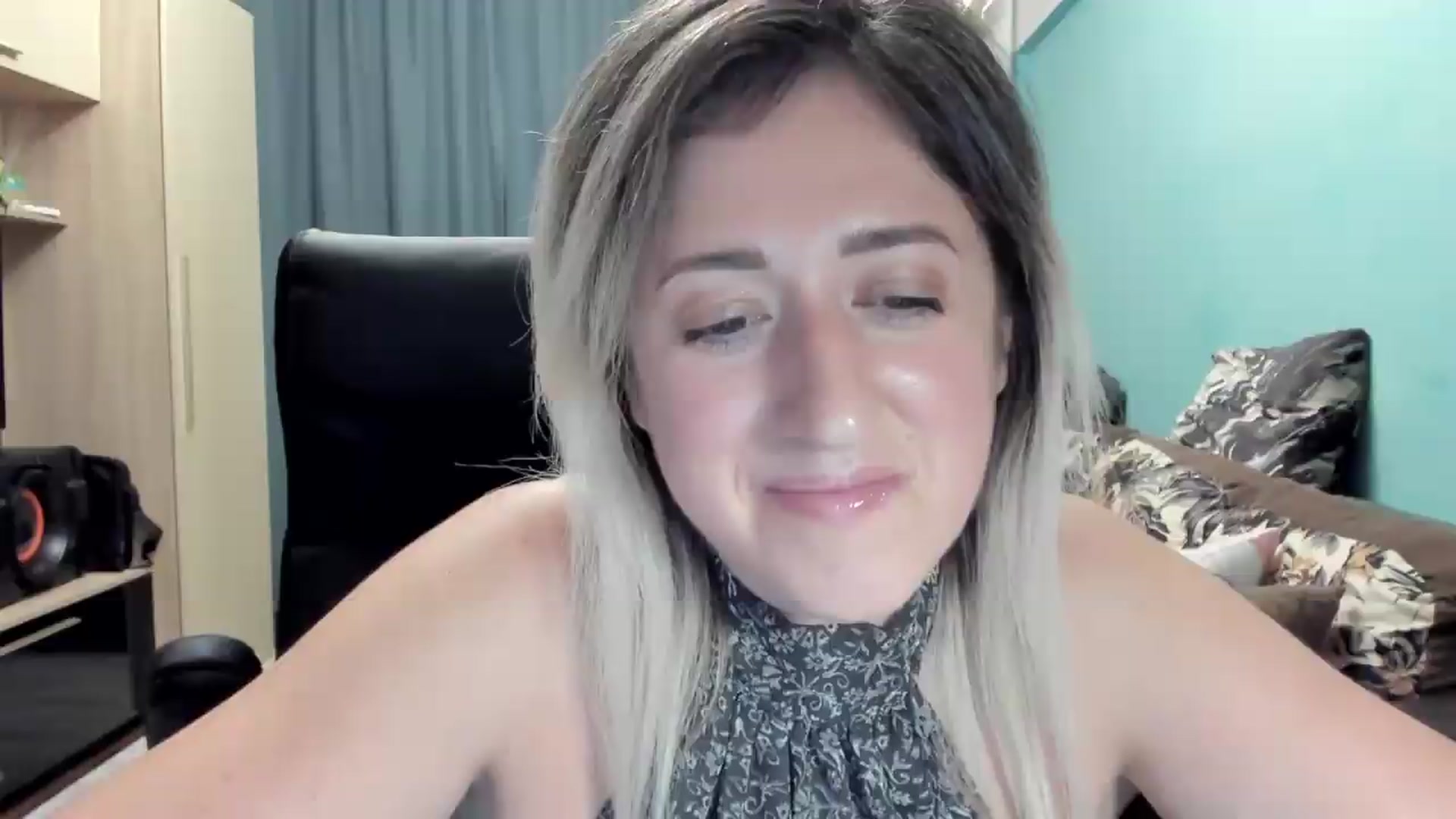 Gallery image thumbnail from SweetDelia_'s myfreecams stream on, 06/25/2026, 24:37 image 19 of 20