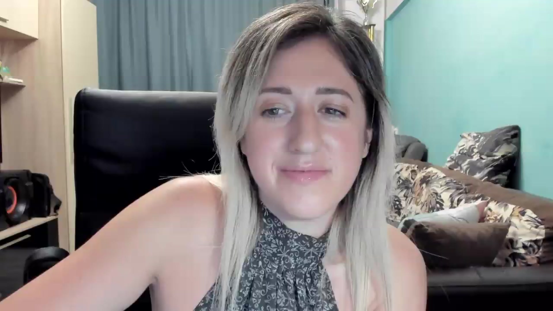 Gallery image thumbnail from SweetDelia_'s myfreecams stream on, 06/25/2026, 24:37 image 4 of 20