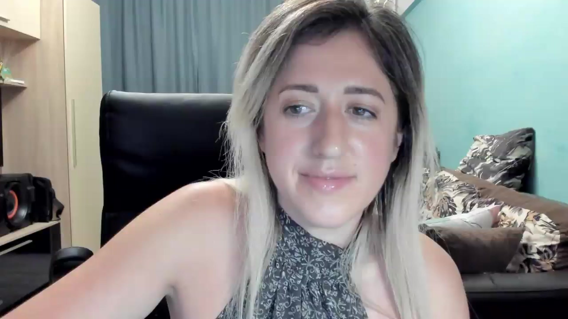 Gallery image thumbnail from SweetDelia_'s myfreecams stream on, 06/25/2026, 24:37 image 12 of 20