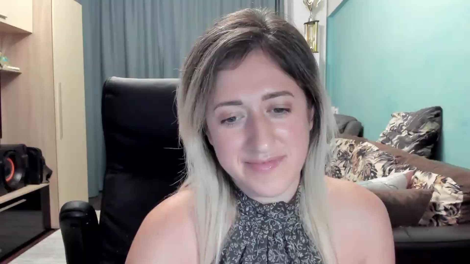 Gallery image thumbnail from SweetDelia_'s myfreecams stream on, 06/25/2026, 24:37 image 18 of 20