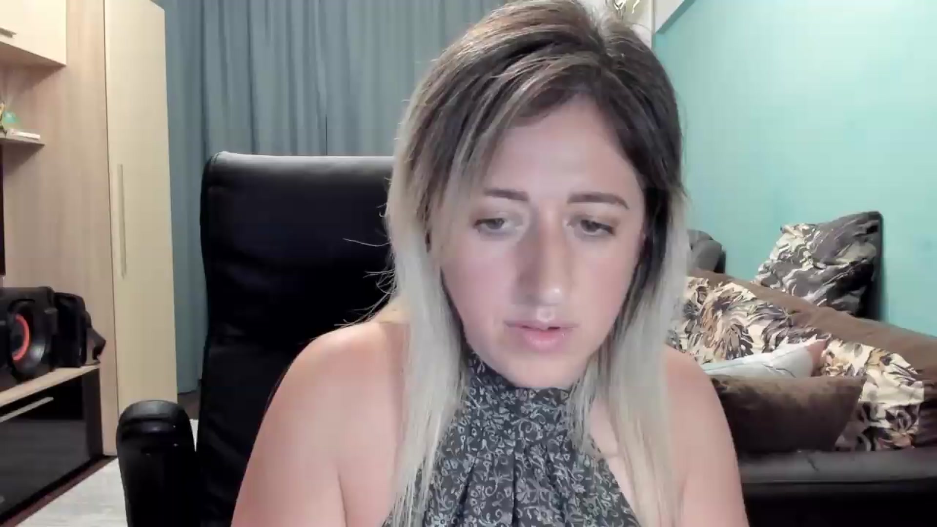 Gallery image thumbnail from SweetDelia_'s myfreecams stream on, 06/25/2026, 24:37 image 10 of 20