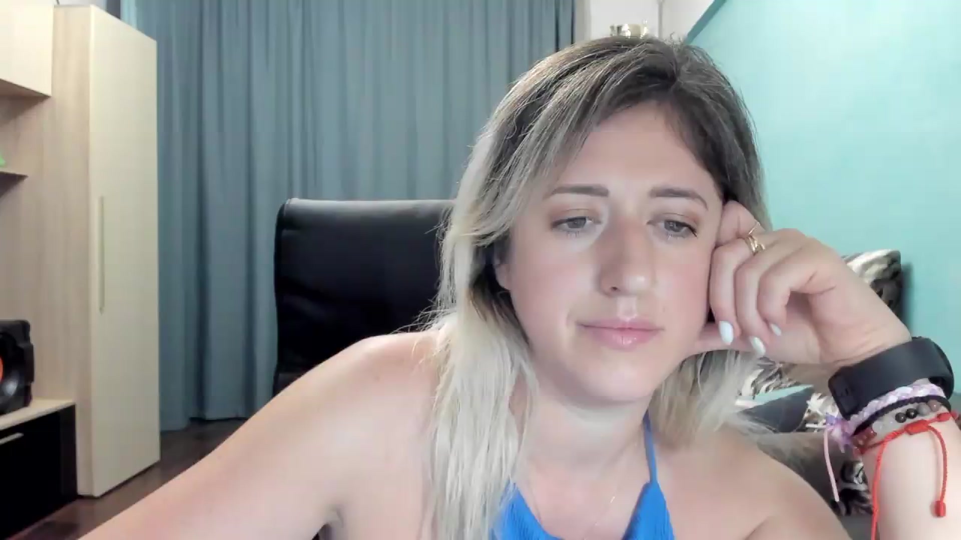 Gallery image thumbnail from SweetDelia_'s myfreecams stream on, 06/26/2026, 01:07 image 1 of 20