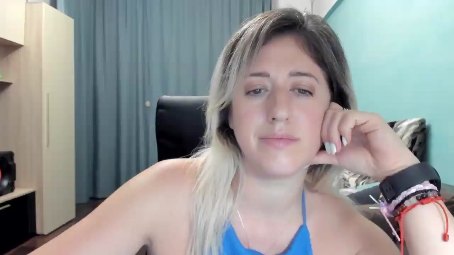 Gallery image thumbnail from SweetDelia_'s myfreecams stream on, 06/26/2026, 01:07 image 6 of 20