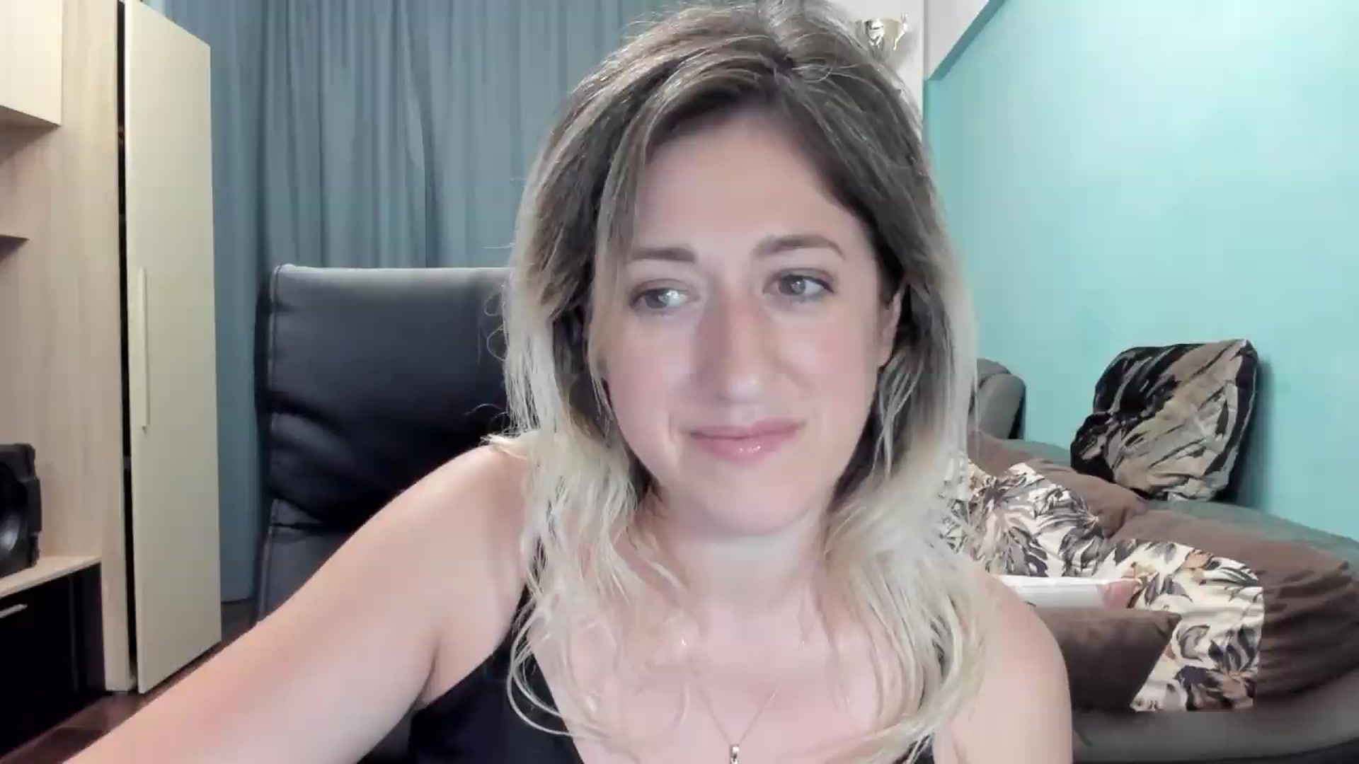 Gallery image thumbnail from SweetDelia_'s myfreecams stream on, 06/27/2026, 24:58 image 11 of 20