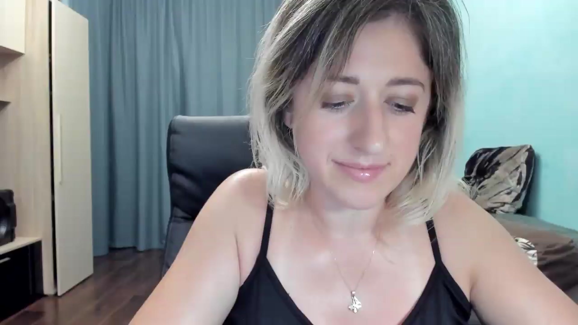 Gallery image thumbnail from SweetDelia_'s myfreecams stream on, 06/27/2026, 24:58 image 1 of 20