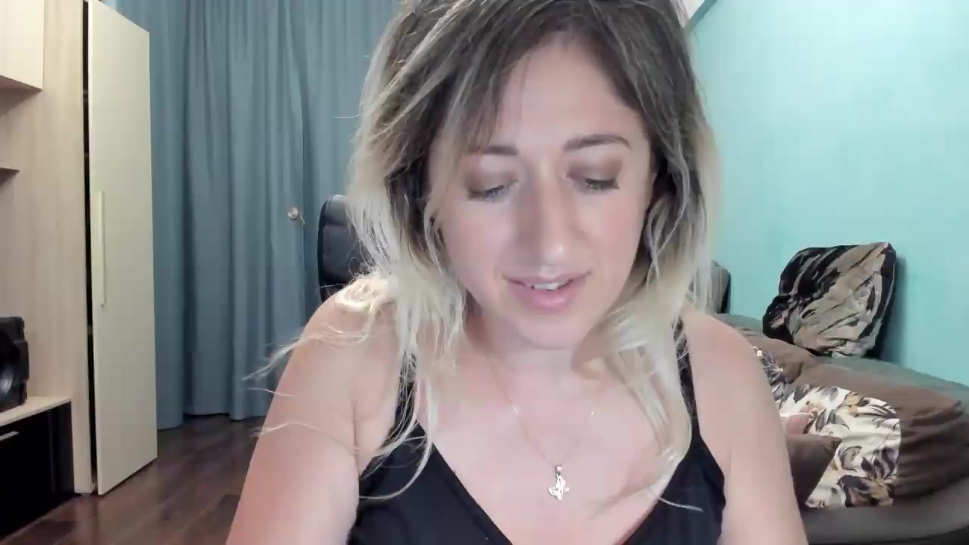 Gallery image thumbnail from SweetDelia_'s myfreecams stream on, 06/27/2026, 01:24 image 15 of 20