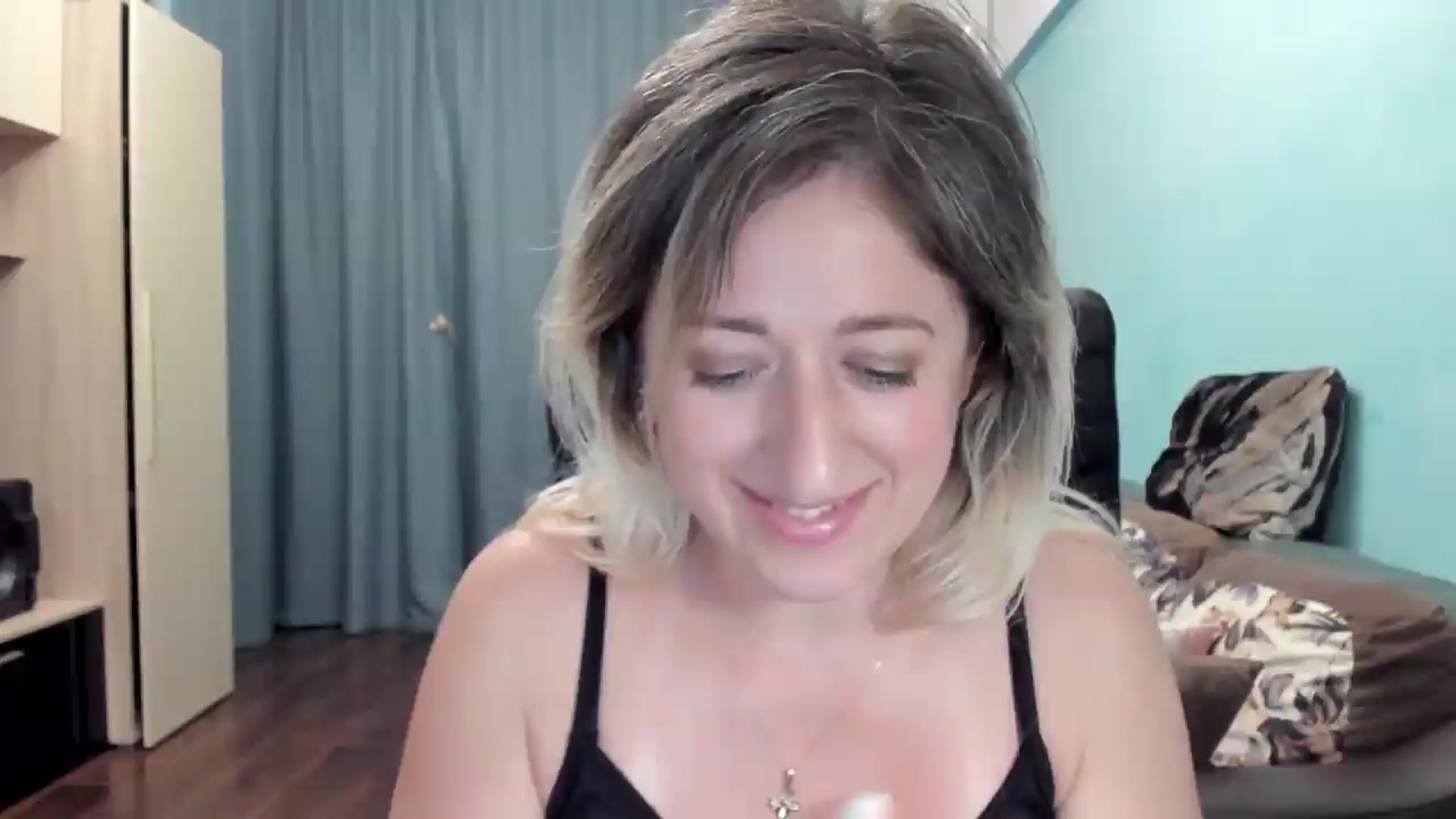 Gallery image thumbnail from SweetDelia_'s myfreecams stream on, 06/27/2026, 01:24 image 1 of 20