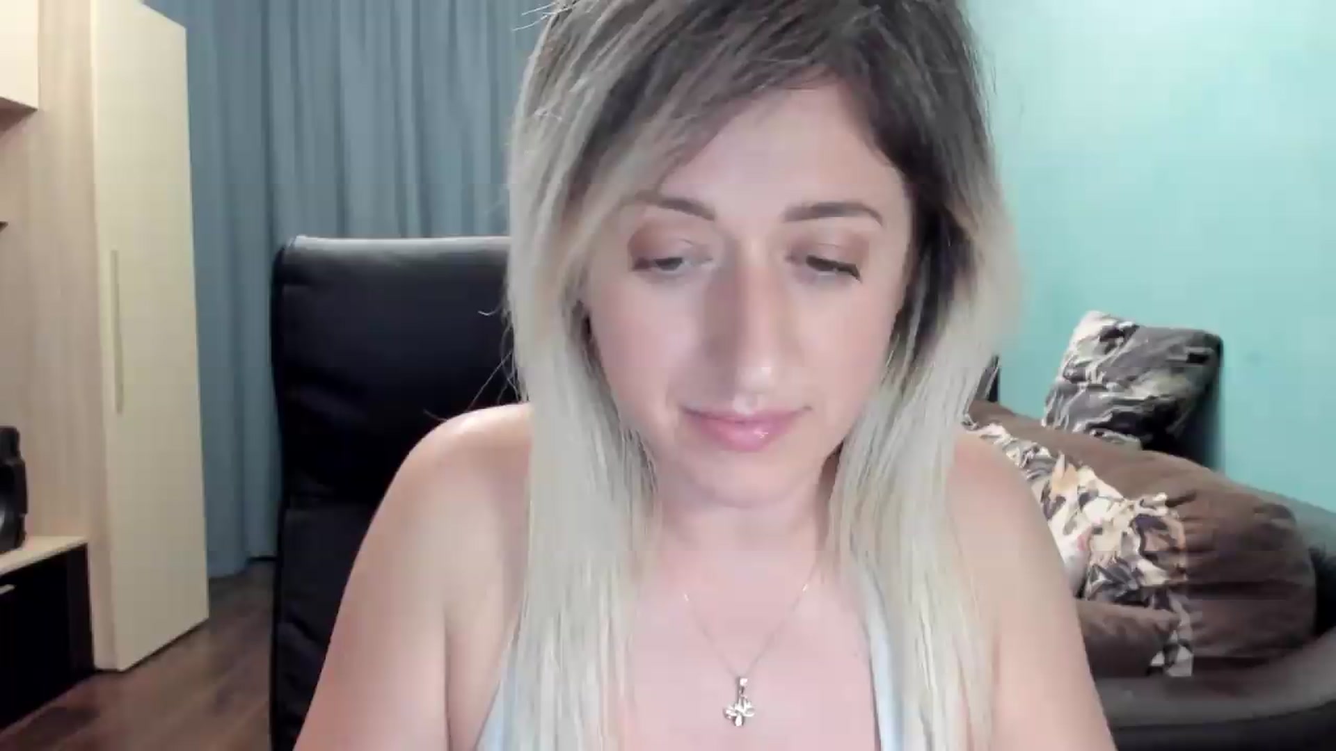 Gallery image thumbnail from SweetDelia_'s myfreecams stream on, 06/29/2026, 24:01 image 6 of 20