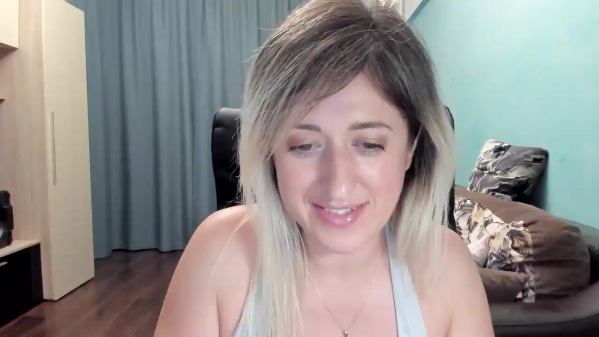 Gallery image thumbnail from SweetDelia_'s myfreecams stream on, 06/29/2026, 24:01 image 17 of 20