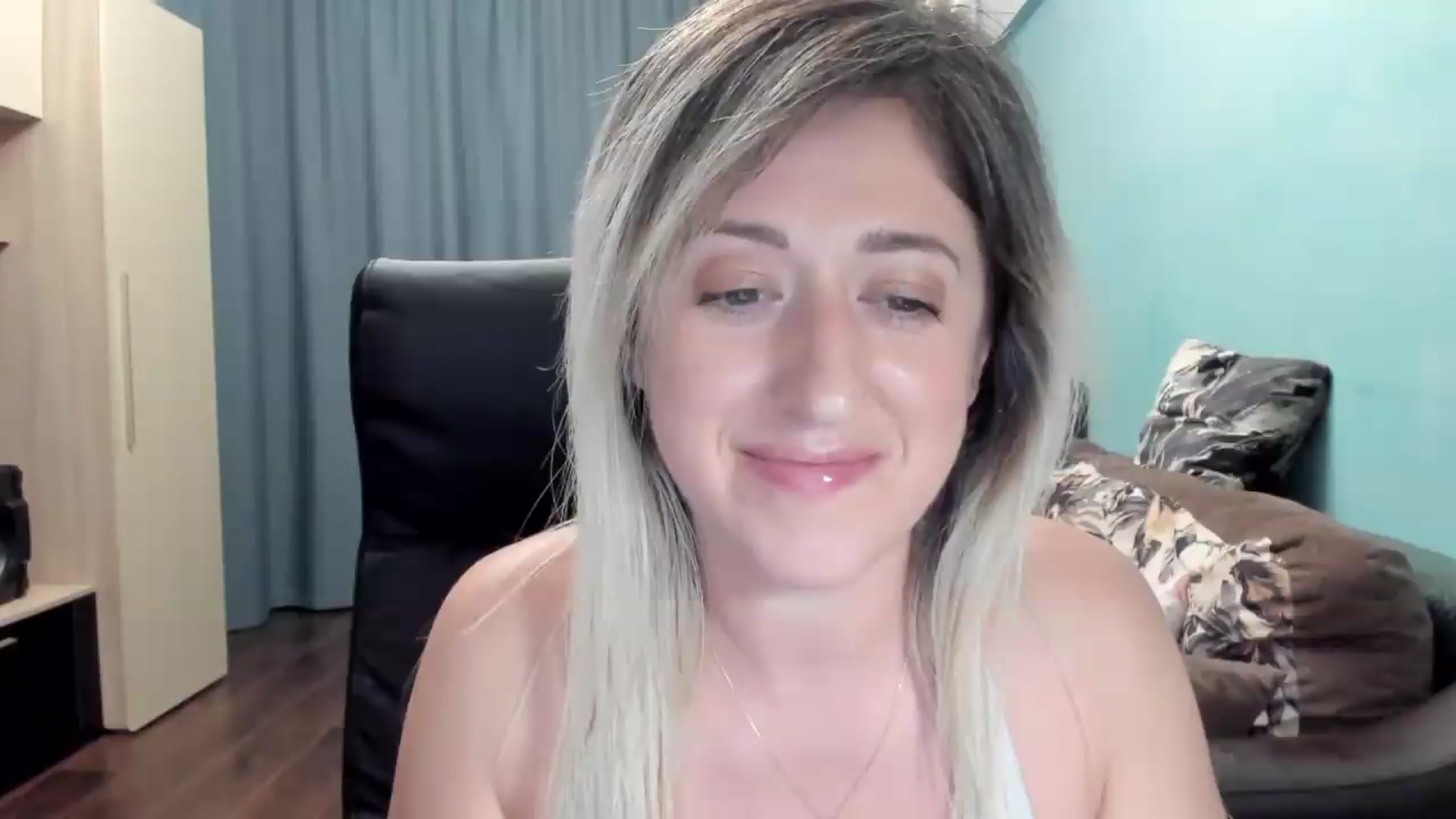 Gallery image thumbnail from SweetDelia_'s myfreecams stream on, 06/29/2026, 24:01 image 2 of 20