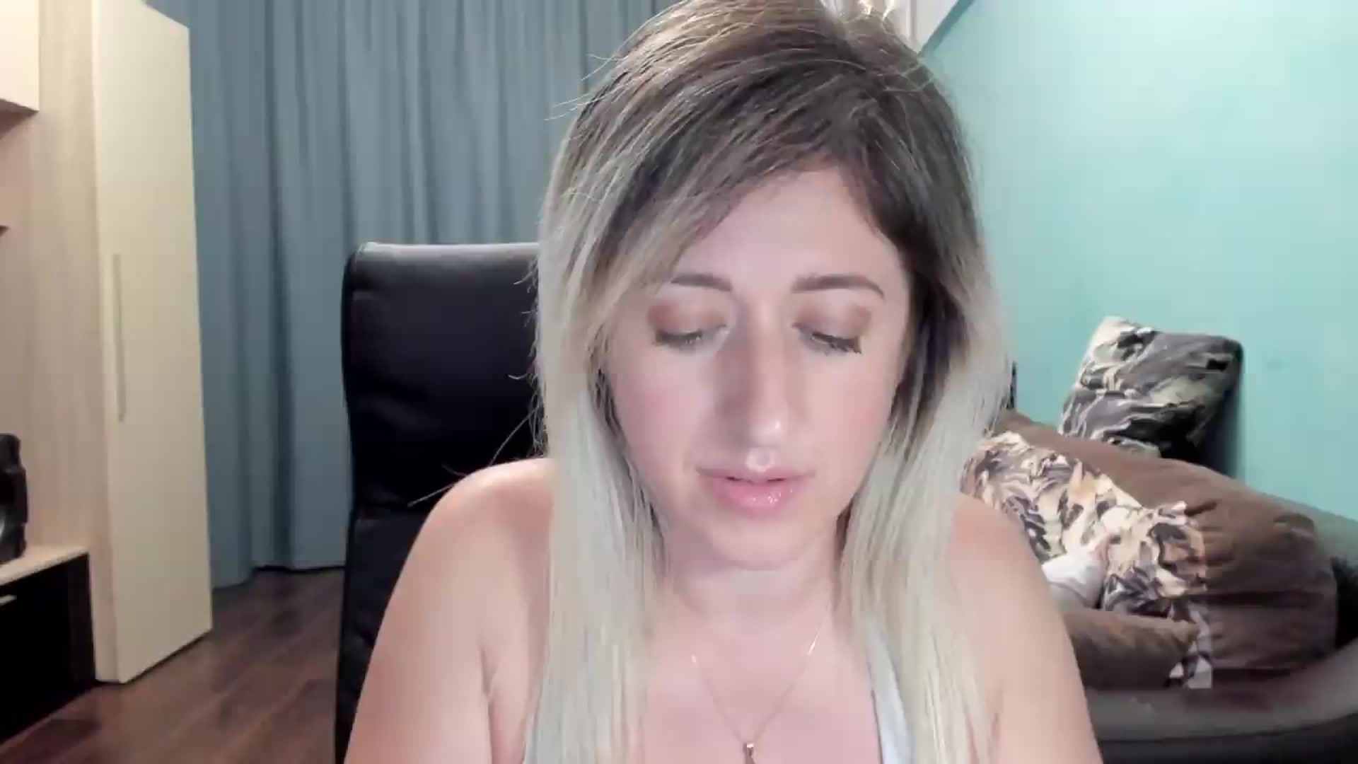 Gallery image thumbnail from SweetDelia_'s myfreecams stream on, 06/29/2026, 24:01 image 7 of 20