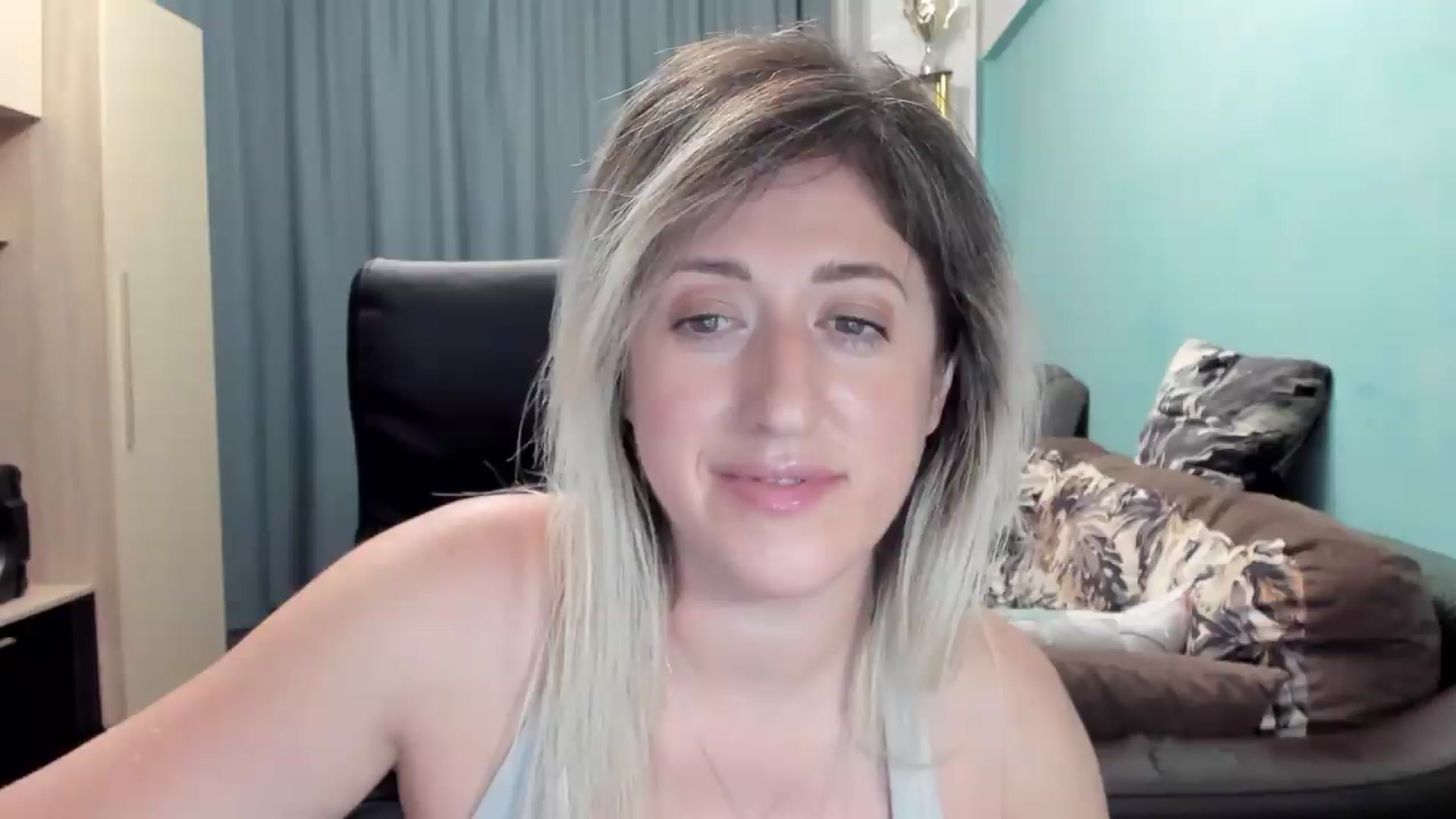 Gallery image thumbnail from SweetDelia_'s myfreecams stream on, 06/29/2026, 01:53 image 17 of 20