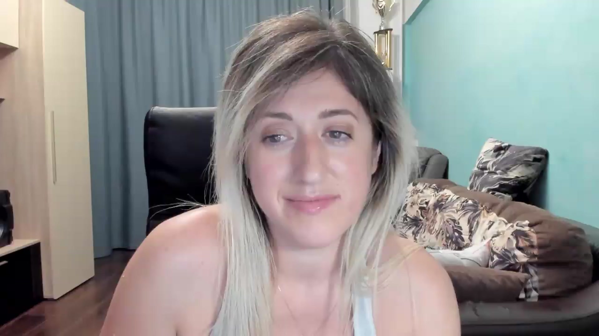 Gallery image thumbnail from SweetDelia_'s myfreecams stream on, 06/29/2026, 01:53 image 19 of 20