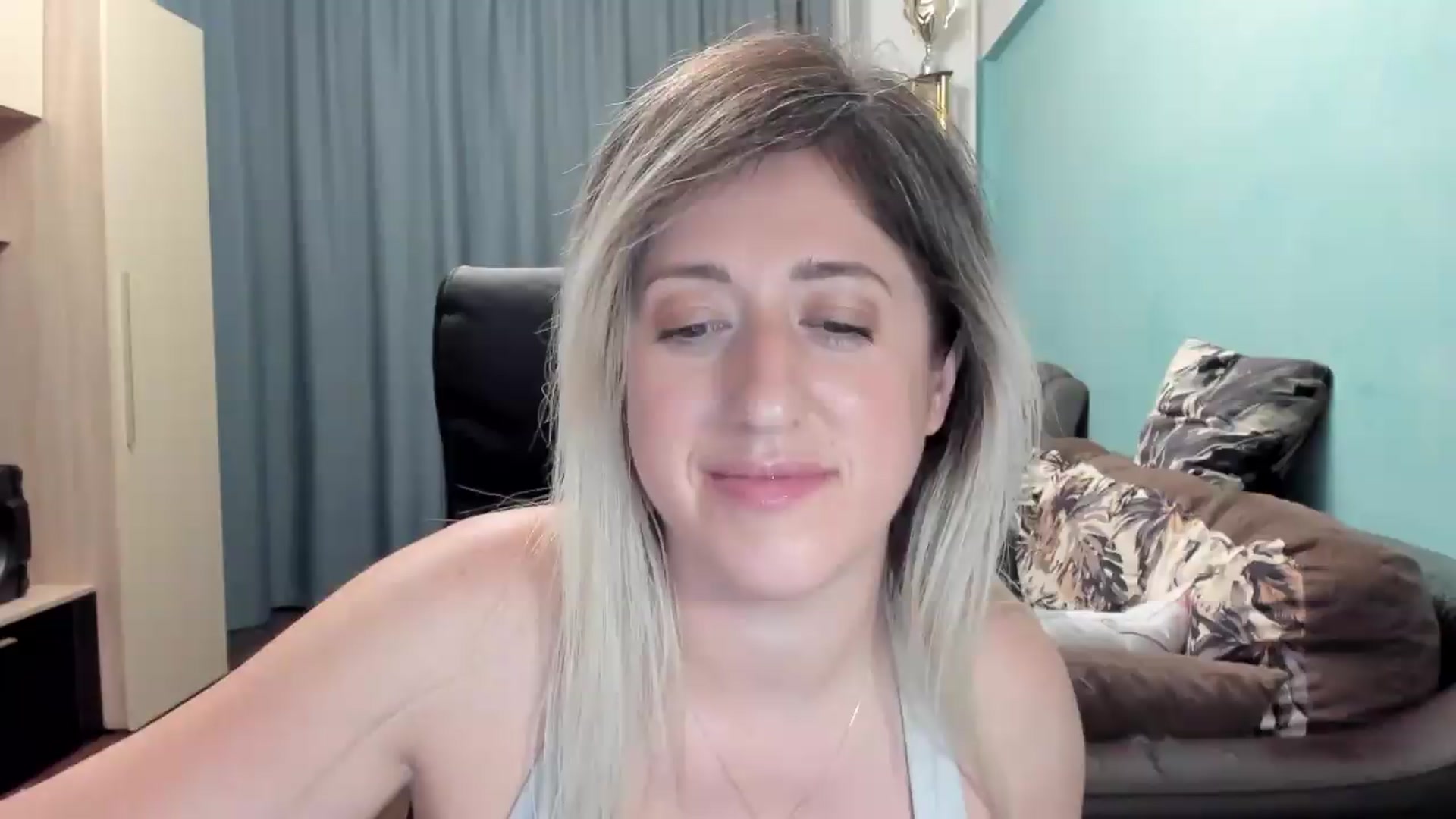 Gallery image thumbnail from SweetDelia_'s myfreecams stream on, 06/29/2026, 01:53 image 4 of 20