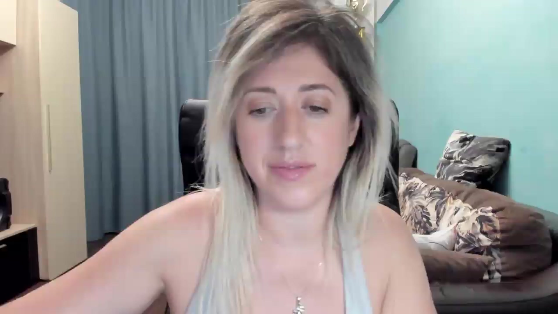 Gallery image thumbnail from SweetDelia_'s myfreecams stream on, 06/29/2026, 01:53 image 15 of 20
