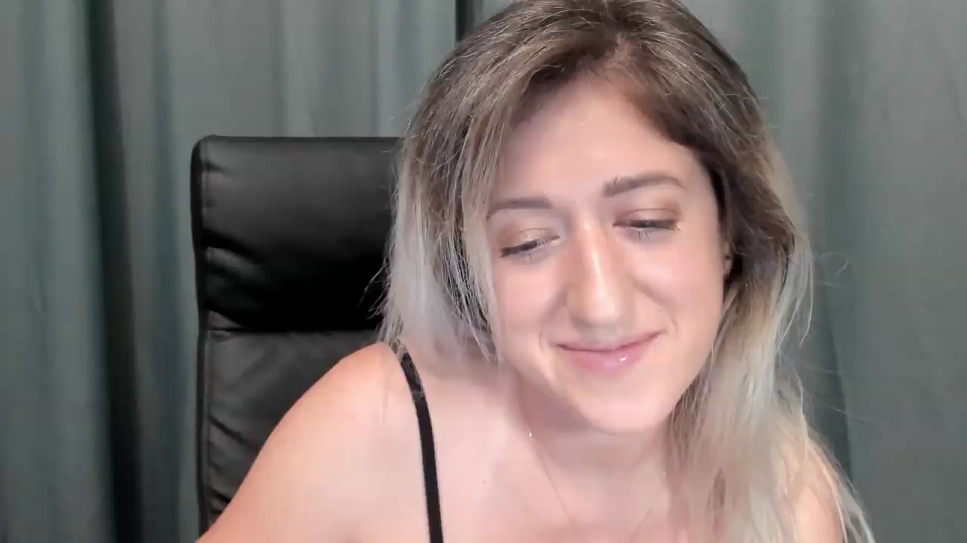 Gallery image thumbnail from SweetDelia_'s myfreecams stream on, 07/01/2026, 01:36 image 19 of 20