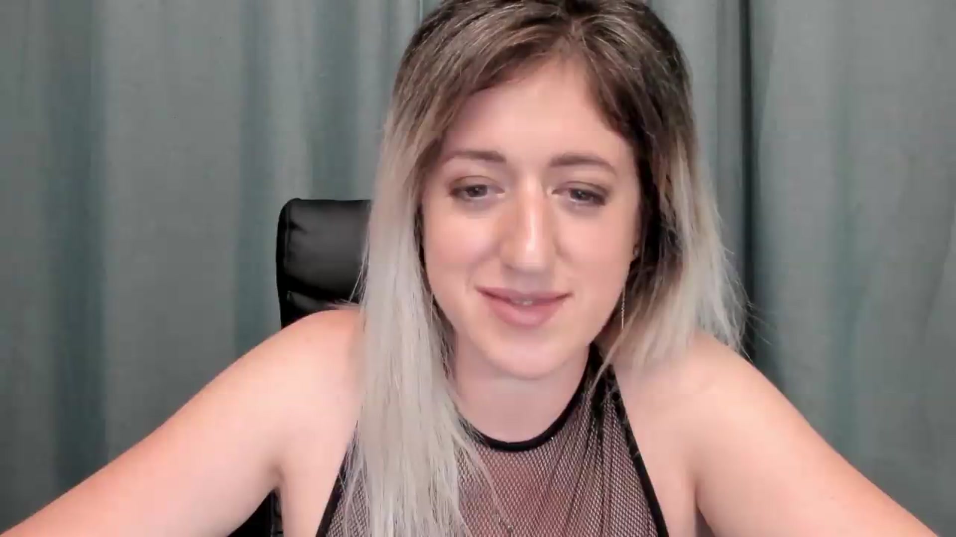 Gallery image thumbnail from SweetDelia_'s myfreecams stream on, 07/03/2026, 24:13 image 16 of 20