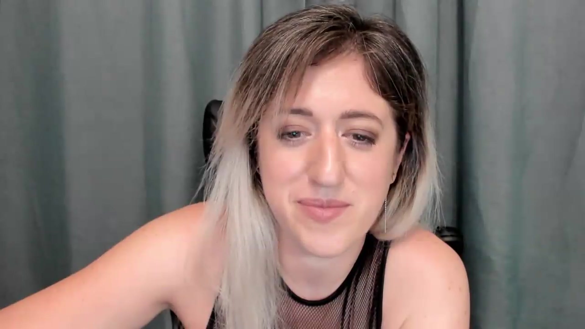 Gallery image thumbnail from SweetDelia_'s myfreecams stream on, 07/03/2026, 02:25 image 4 of 20