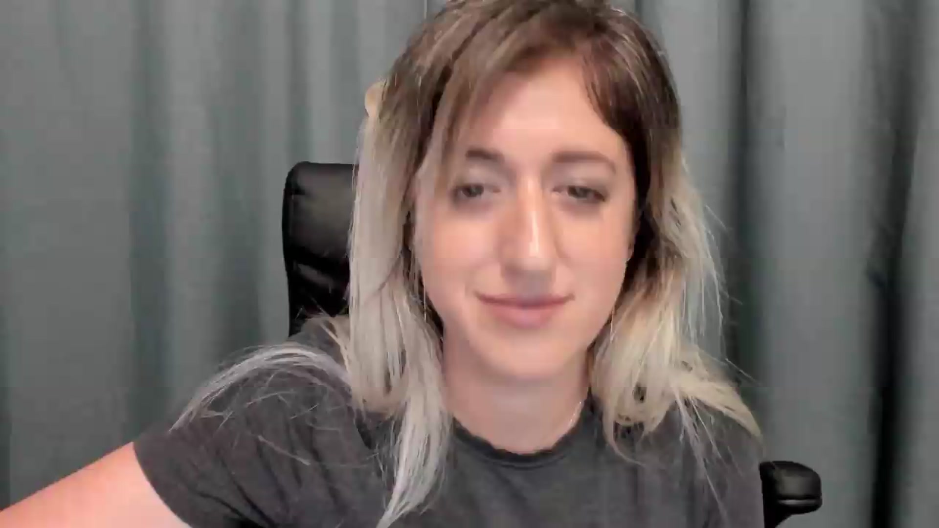 Gallery image thumbnail from SweetDelia_'s myfreecams stream on, 07/04/2026, 24:10 image 5 of 20