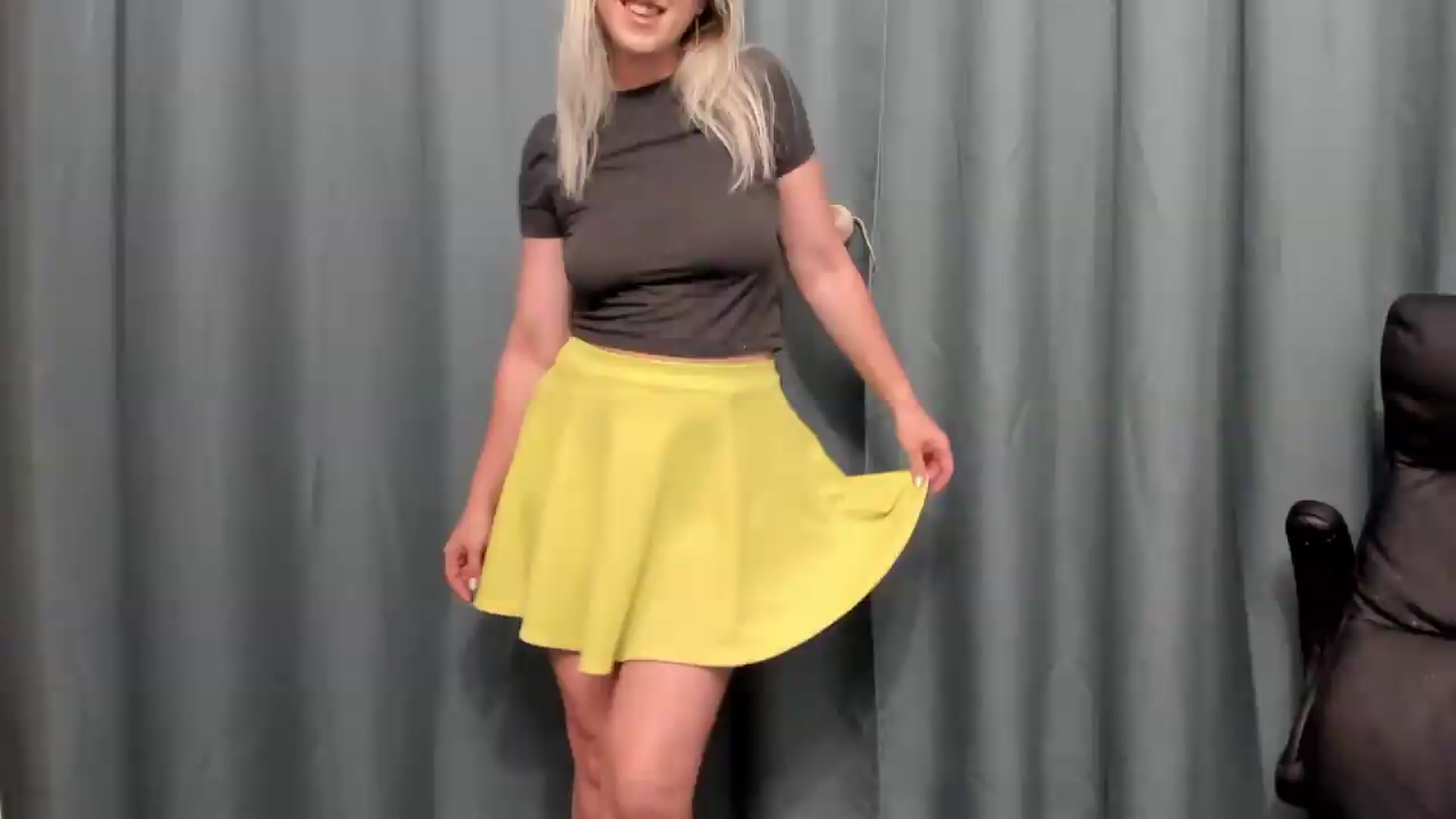 Gallery image thumbnail from SweetDelia_'s myfreecams stream on, 07/04/2026, 24:10 image 11 of 20