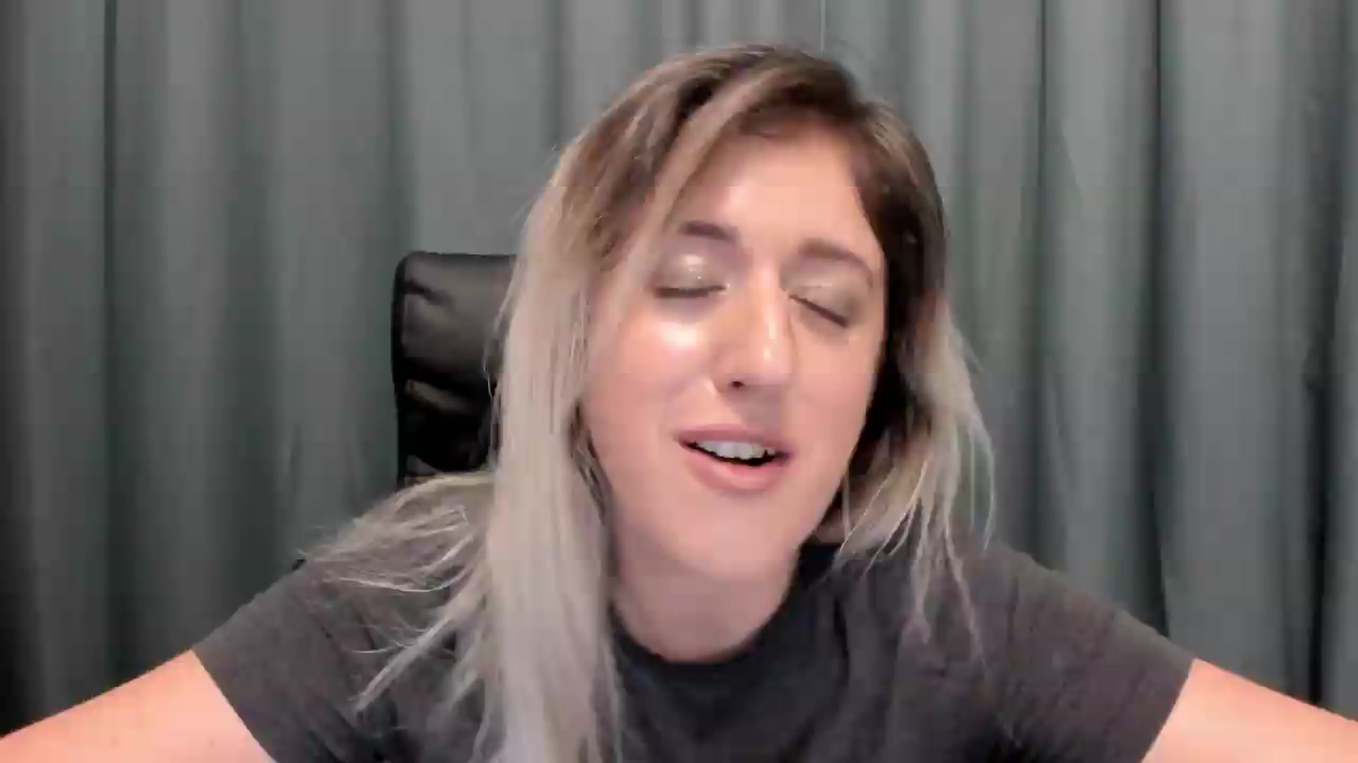 Gallery image thumbnail from SweetDelia_'s myfreecams stream on, 07/04/2026, 24:10 image 16 of 20