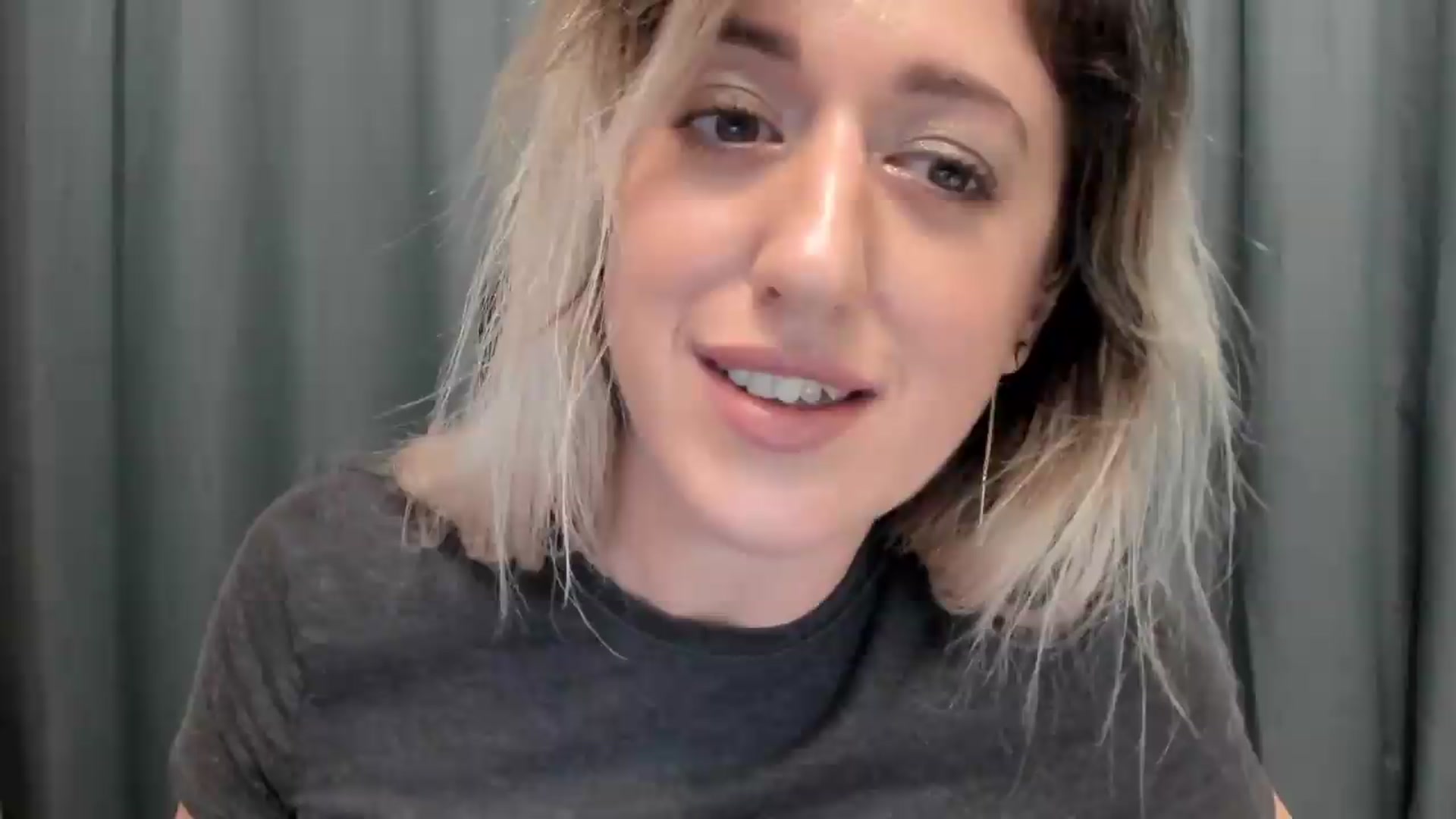 Gallery image thumbnail from SweetDelia_'s myfreecams stream on, 07/04/2026, 24:10 image 12 of 20